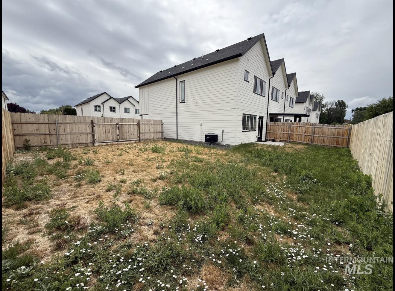 127 N Trifect Lane, Nampa, Idaho 83651, 3 Bedrooms, 2.5 Bathrooms, Residential For Sale, Price $349,500,MLS 98992012