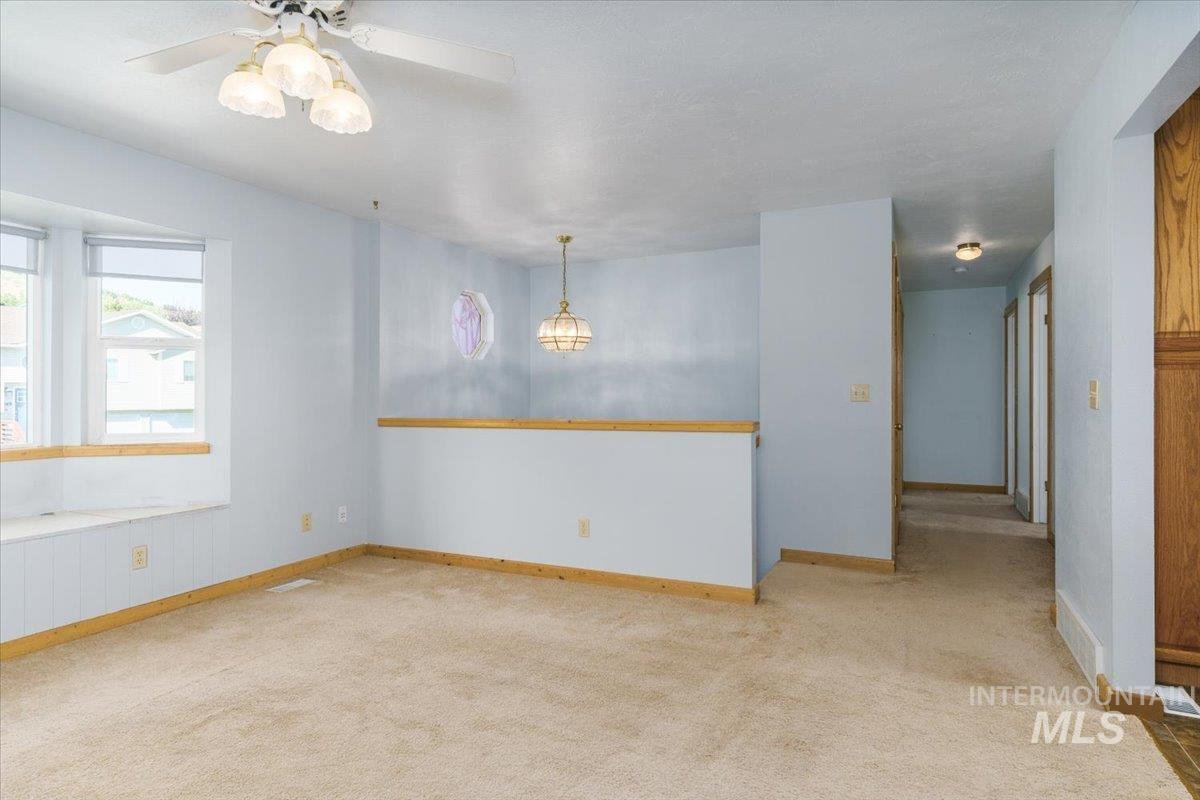 1036 Camas Ln, Pocatello, Idaho 83204, 3 Bedrooms, 3 Bathrooms, Residential For Sale, Price $349,000, 98992014
