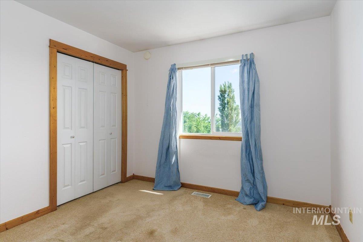 1036 Camas Ln, Pocatello, Idaho 83204, 3 Bedrooms, 3 Bathrooms, Residential For Sale, Price $359,000,MLS 98992014