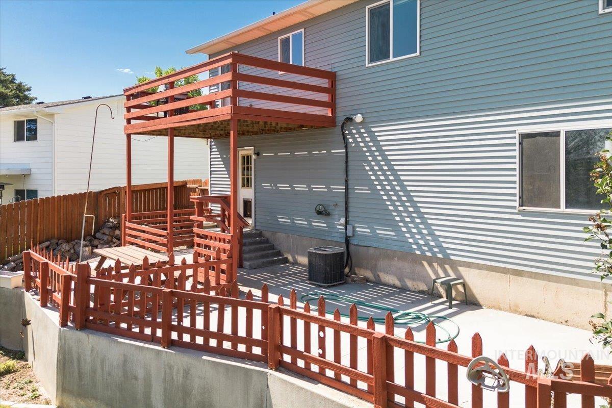 1036 Camas Ln, Pocatello, Idaho 83204, 3 Bedrooms, 3 Bathrooms, Residential For Sale, Price $349,000, 98992014
