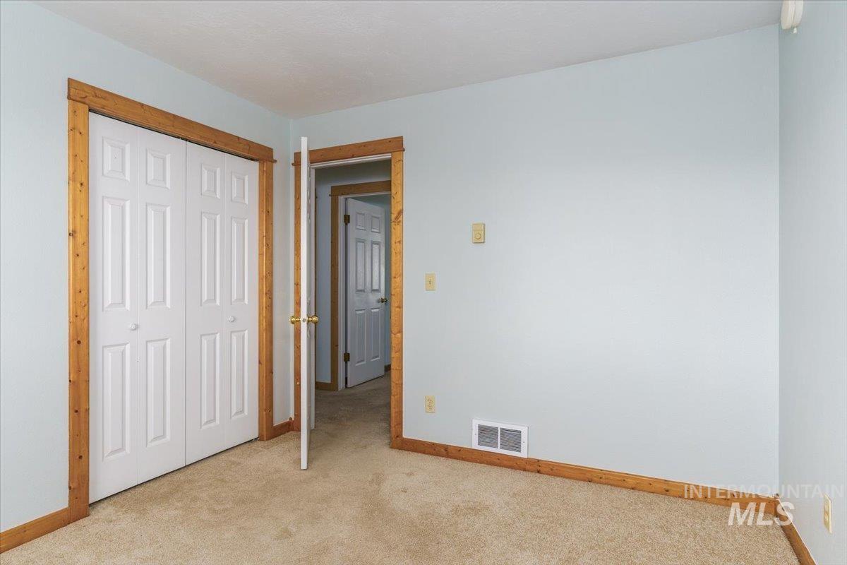 1036 Camas Ln, Pocatello, Idaho 83204, 3 Bedrooms, 3 Bathrooms, Residential For Sale, Price $349,000, 98992014