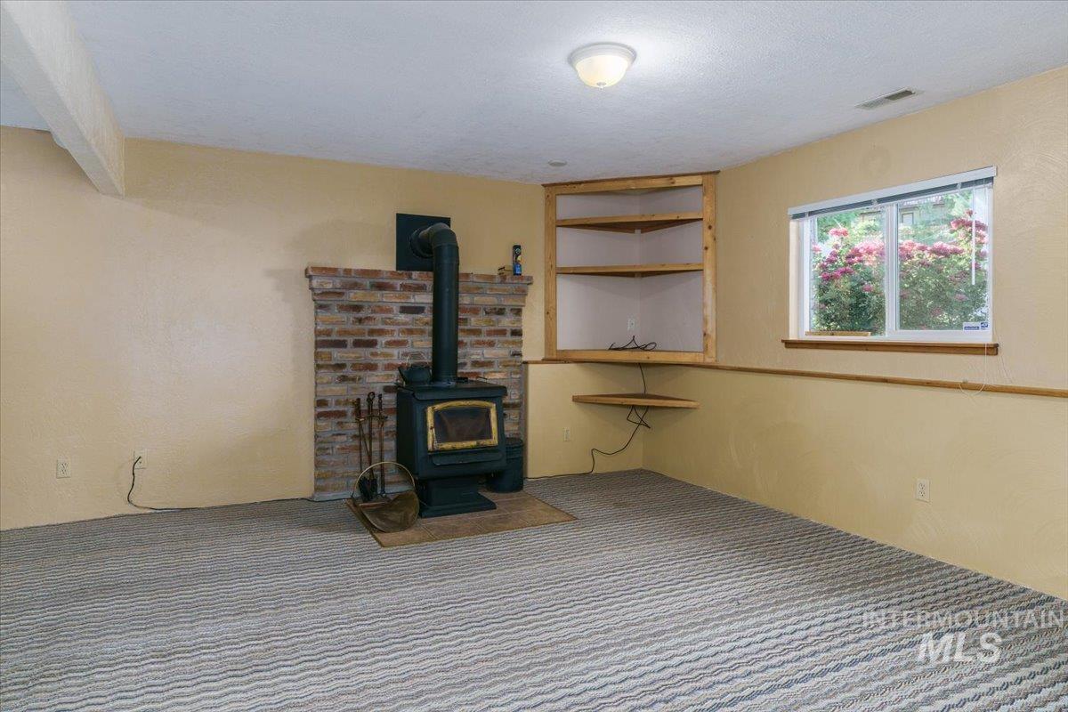 1036 Camas Ln, Pocatello, Idaho 83204, 3 Bedrooms, 3 Bathrooms, Residential For Sale, Price $349,000, 98992014