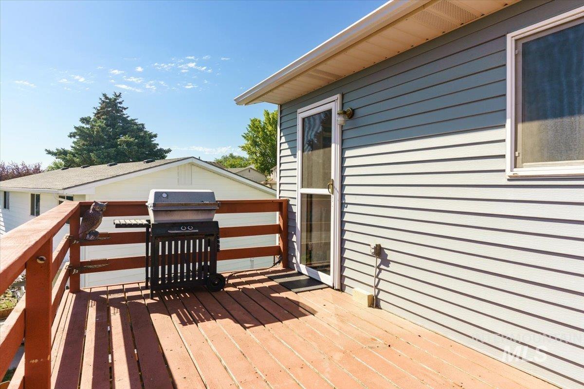 1036 Camas Ln, Pocatello, Idaho 83204, 3 Bedrooms, 3 Bathrooms, Residential For Sale, Price $349,000, 98992014