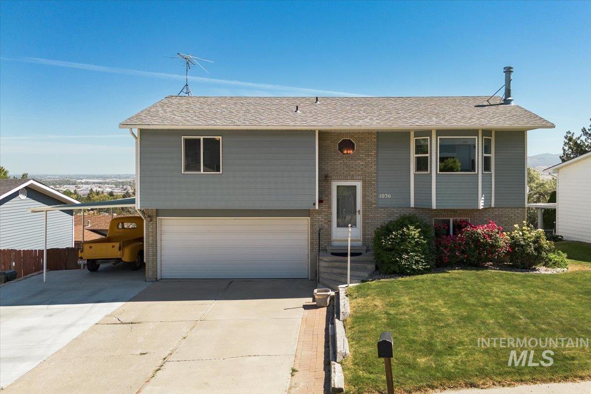 1036 Camas Ln, Pocatello, Idaho 83204, 3 Bedrooms, 3 Bathrooms, Residential For Sale, Price $349,000, 98992014
