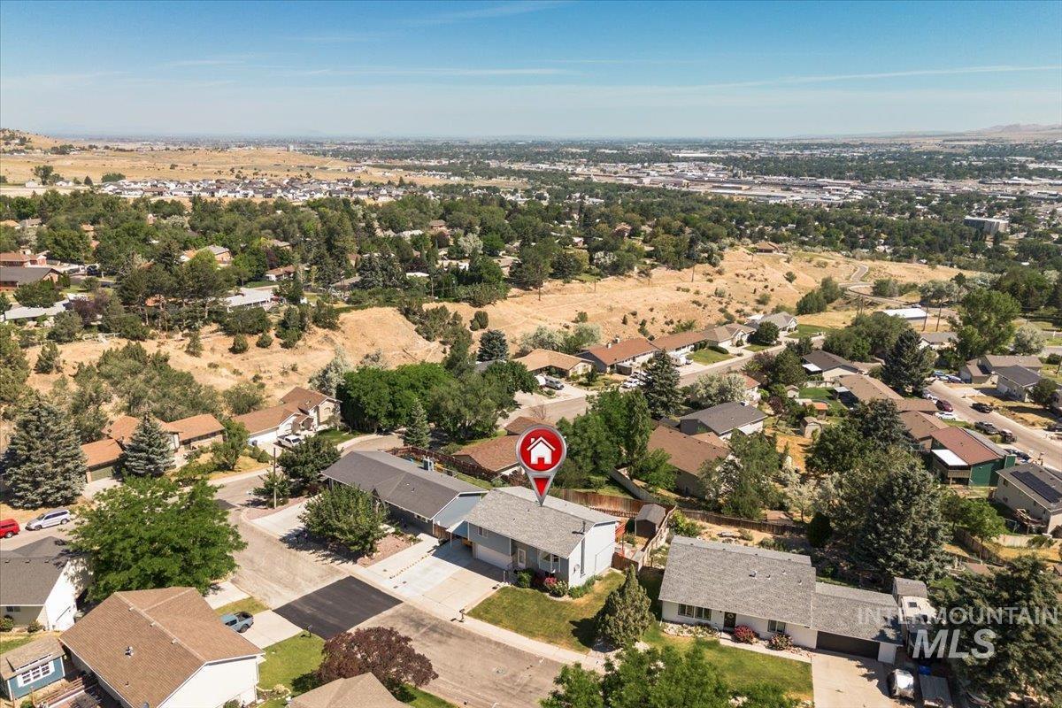 1036 Camas Ln, Pocatello, Idaho 83204, 3 Bedrooms, 3 Bathrooms, Residential For Sale, Price $349,000, 98992014