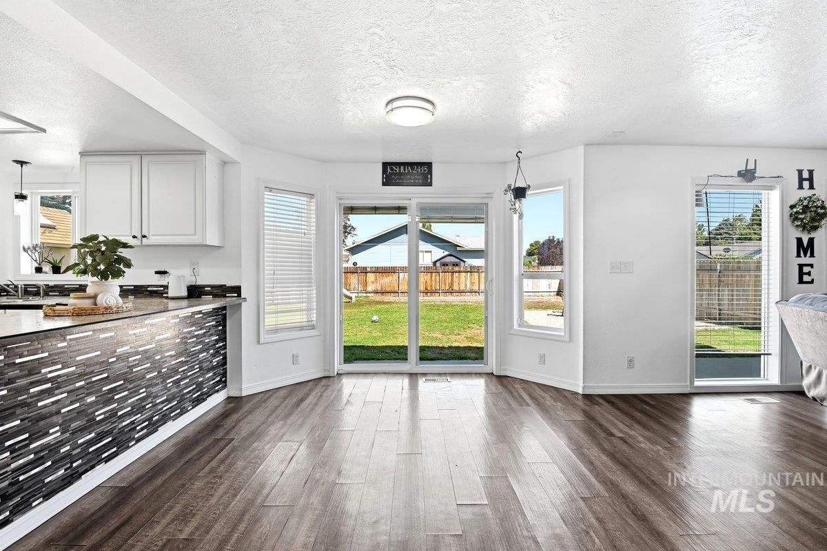 930 N 14th E, Mountain Home, Idaho 83647, 4 Bedrooms, 2.5 Bathrooms, Residential For Sale, Price $408,900, 98992015