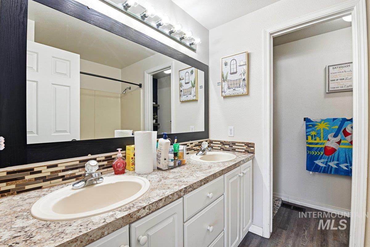 930 N 14th E, Mountain Home, Idaho 83647, 4 Bedrooms, 2.5 Bathrooms, Residential For Sale, Price $408,900, 98992015