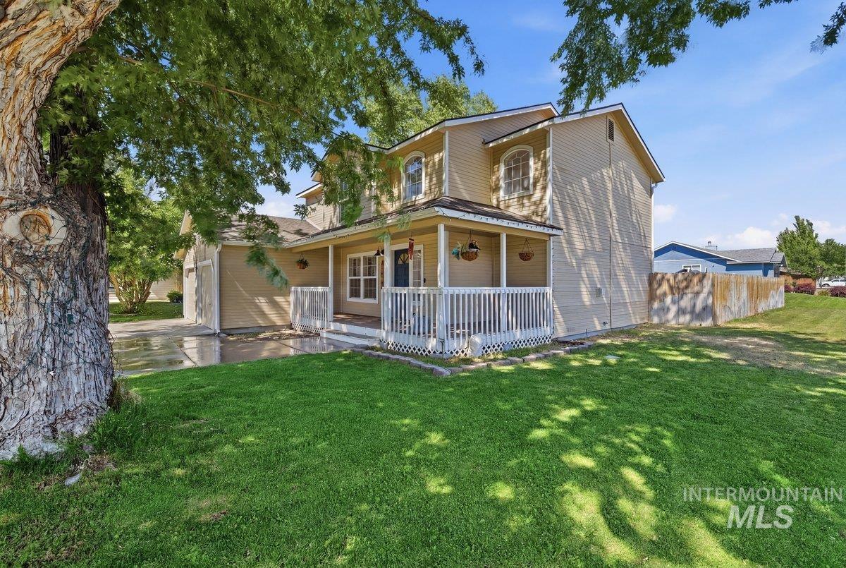 930 N 14th E, Mountain Home, Idaho 83647, 4 Bedrooms, 2.5 Bathrooms, Residential For Sale, Price $408,900, 98992015