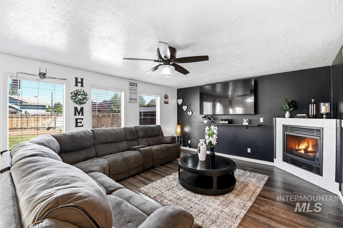 930 N 14th E, Mountain Home, Idaho 83647, 4 Bedrooms, 2.5 Bathrooms, Residential For Sale, Price $408,900, 98992015