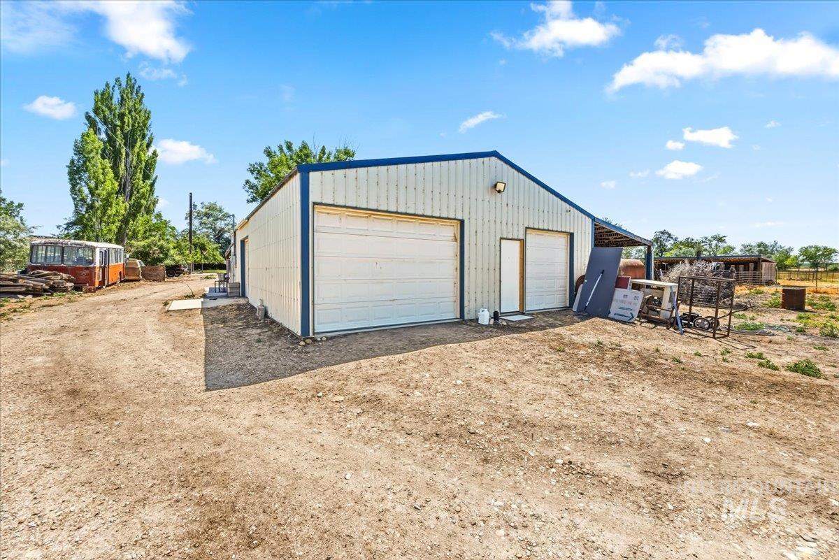14211 Lake Shore Dr., Nampa, Idaho 83686, 6 Bedrooms, 3.5 Bathrooms, Residential For Sale, Price $699,900,MLS 98992017