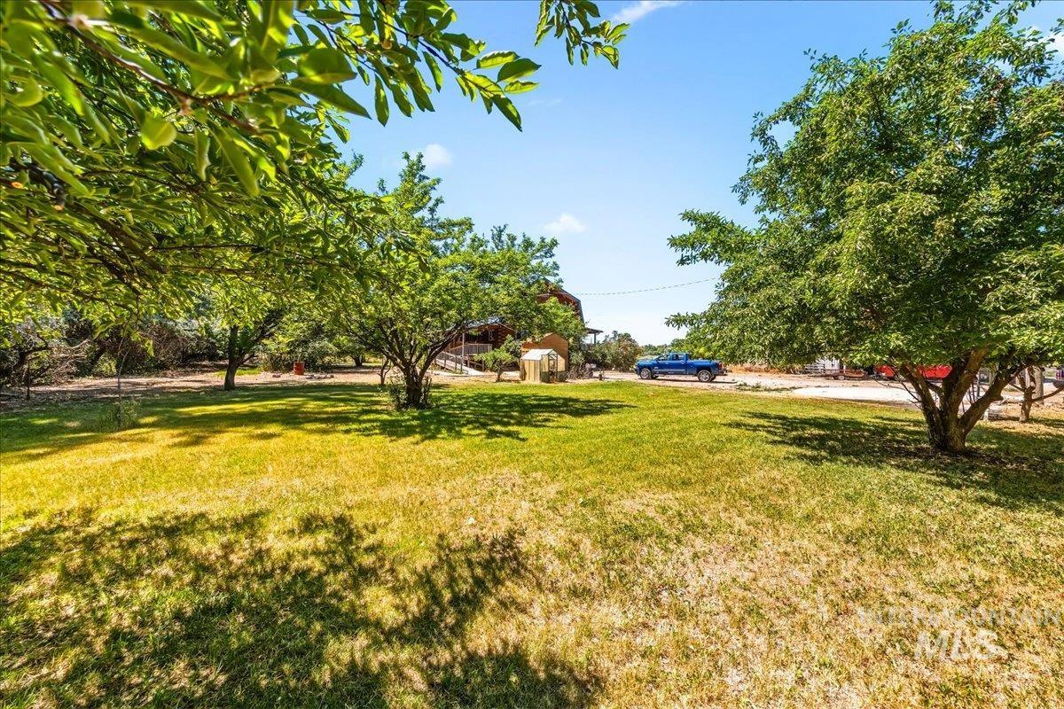14211 Lake Shore Dr., Nampa, Idaho 83686, 6 Bedrooms, 3.5 Bathrooms, Residential For Sale, Price $699,900,MLS 98992017