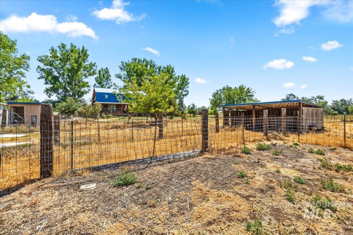 14211 Lake Shore Dr., Nampa, Idaho 83686, 6 Bedrooms, 3.5 Bathrooms, Residential For Sale, Price $699,900,MLS 98992017