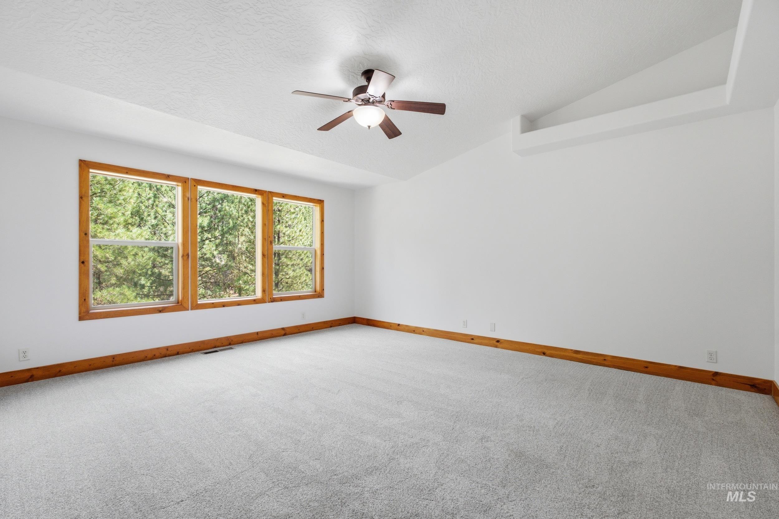 132 Prospector Lane, Idaho City, Idaho 83631, 3 Bedrooms, 3 Bathrooms, Residential For Sale, Price $509,000, 98992018