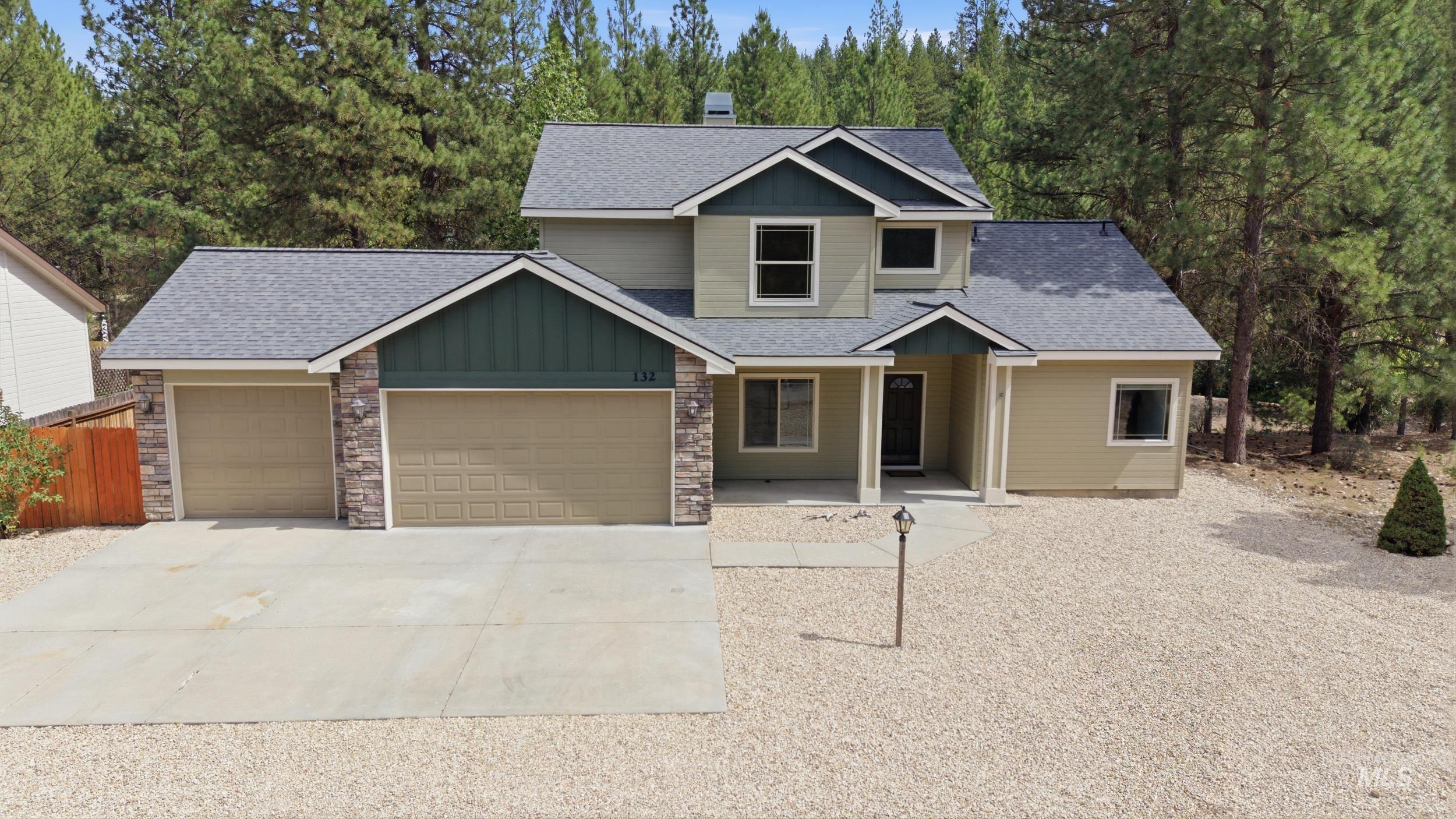 132 Prospector Lane, Idaho City, Idaho 83631, 3 Bedrooms, 3 Bathrooms, Residential For Sale, Price $509,000, 98992018