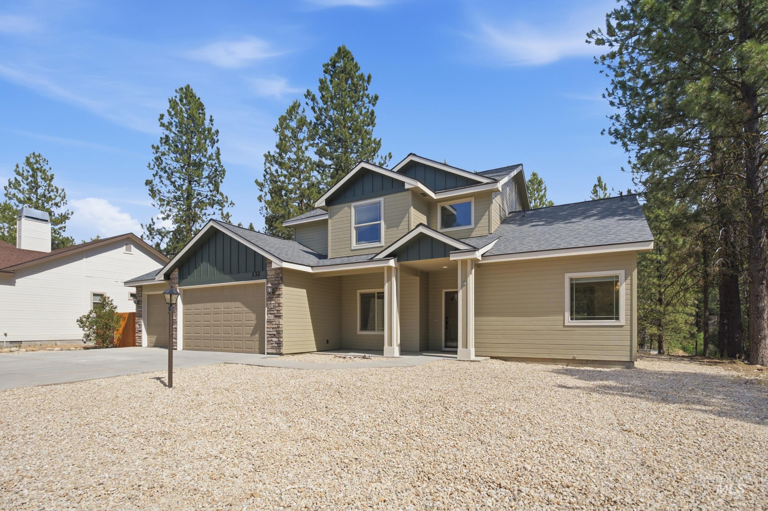 132 Prospector Lane, Idaho City, Idaho 83631, 3 Bedrooms, 3 Bathrooms, Residential For Sale, Price $509,000, 98992018