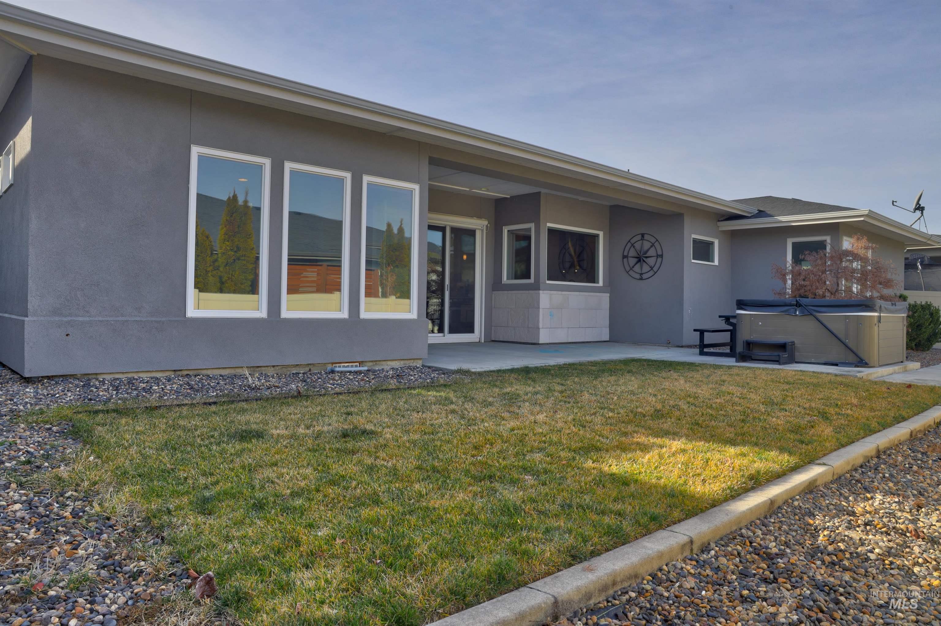 4148 E Copper Point, Meridian, Idaho 83642, 3 Bedrooms, 2.5 Bathrooms, Residential For Sale, Price $874,997, 98992020