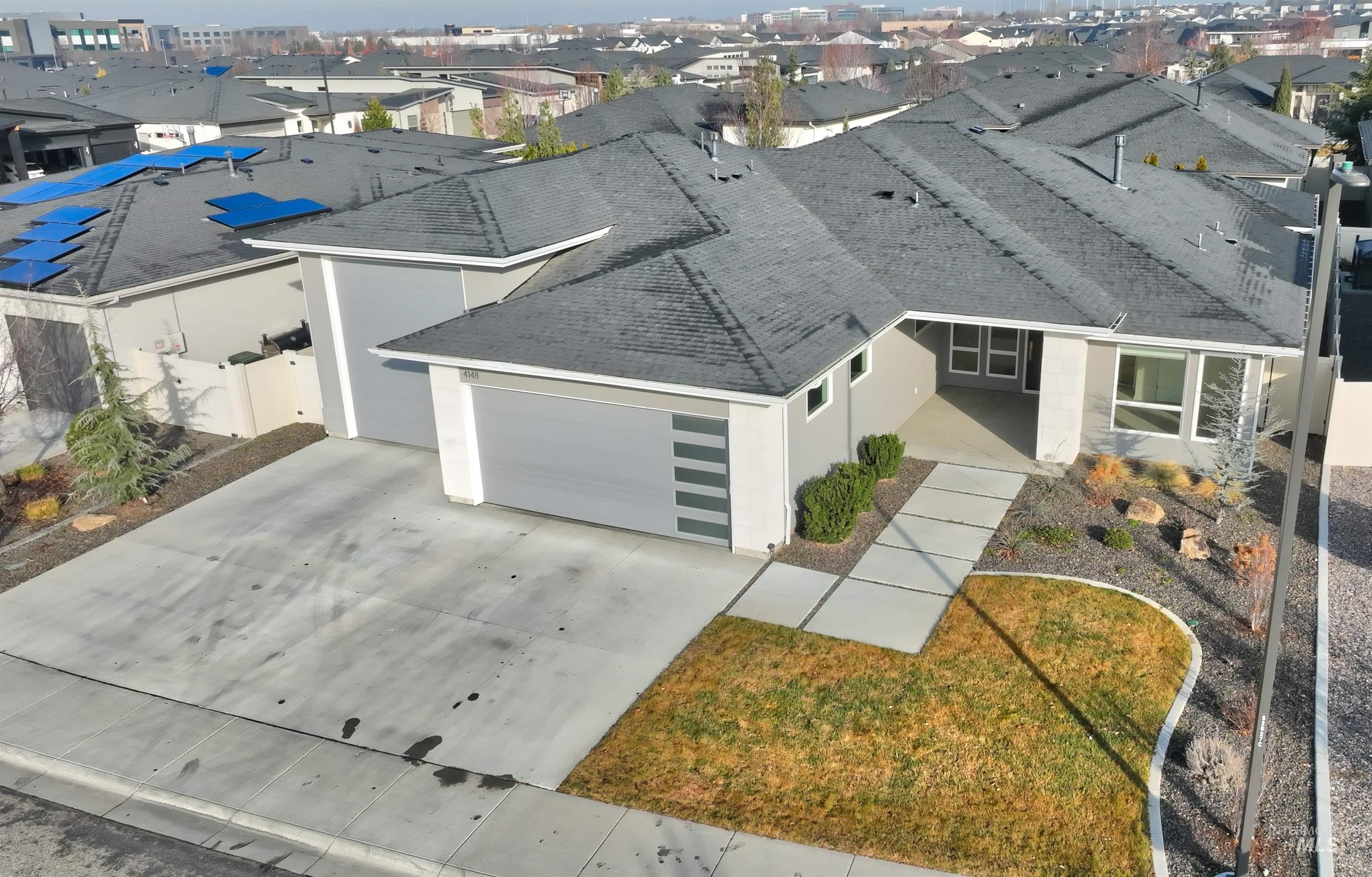 4148 E Copper Point, Meridian, Idaho 83642, 3 Bedrooms, 2.5 Bathrooms, Residential For Sale, Price $874,997, 98992020
