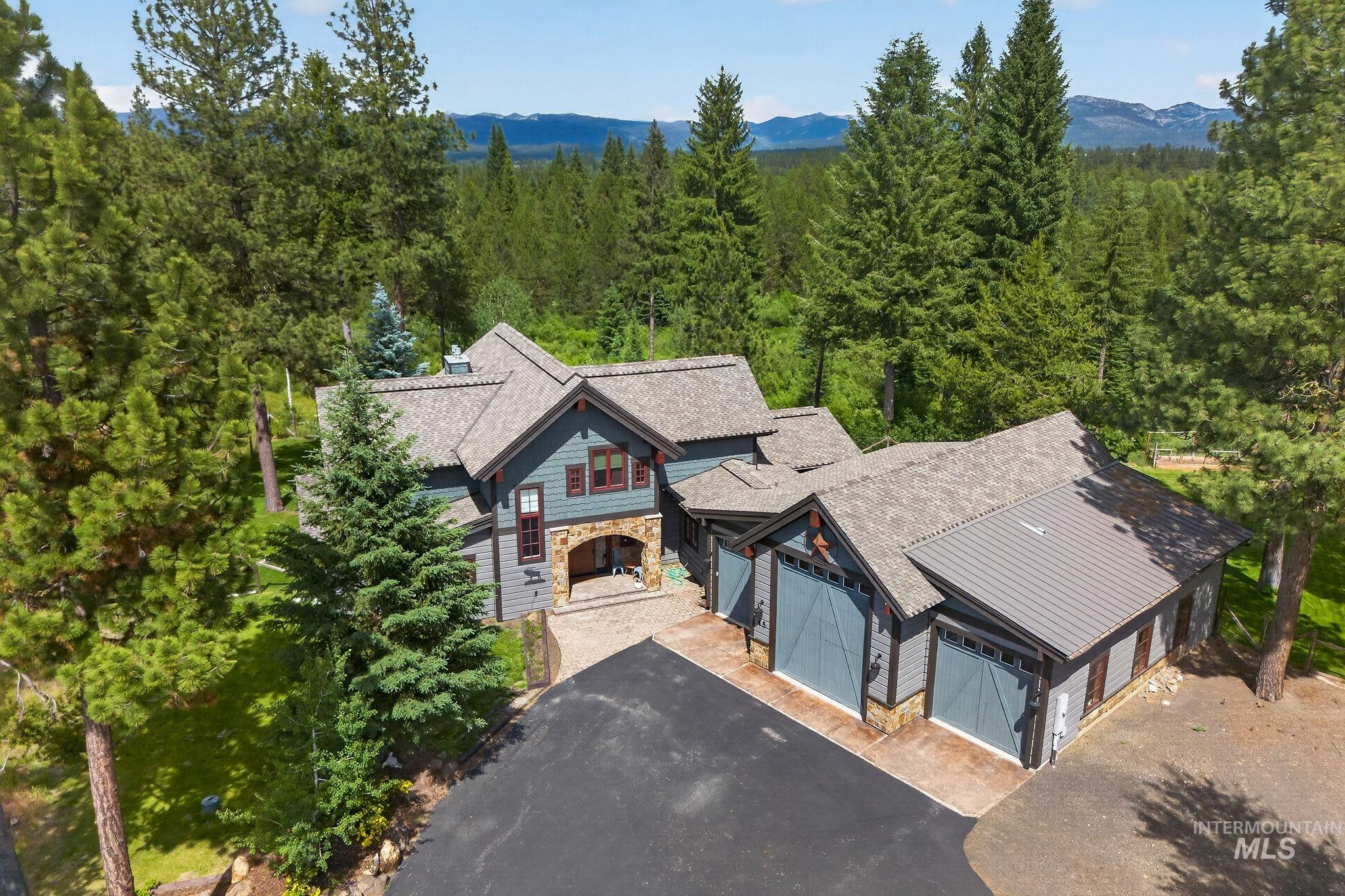 45 Shooting Star Lane, McCall, Idaho 83638, 3 Bedrooms, 3.5 Bathrooms, Residential For Sale, Price $2,150,000,MLS 98992027