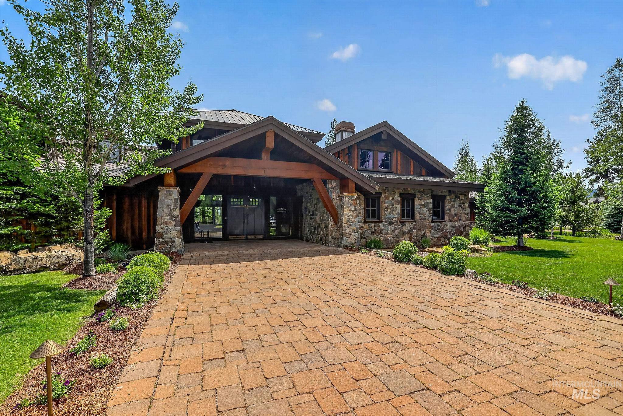 45 Shooting Star Lane, McCall, Idaho 83638, 3 Bedrooms, 3.5 Bathrooms, Residential For Sale, Price $2,150,000,MLS 98992027