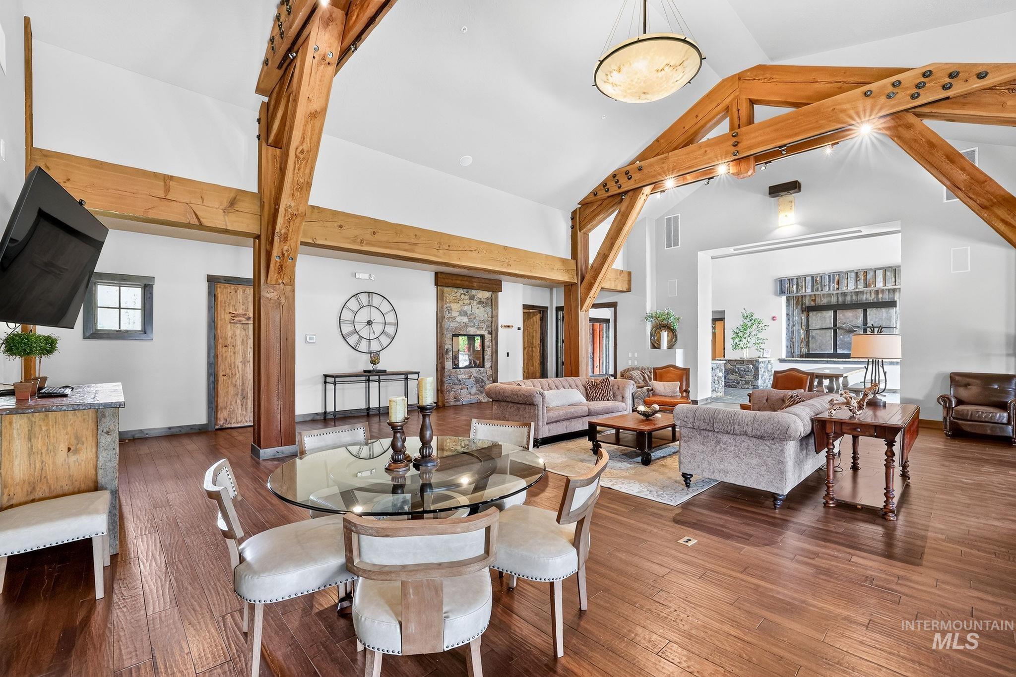 45 Shooting Star Lane, McCall, Idaho 83638, 3 Bedrooms, 3.5 Bathrooms, Residential For Sale, Price $2,150,000,MLS 98992027