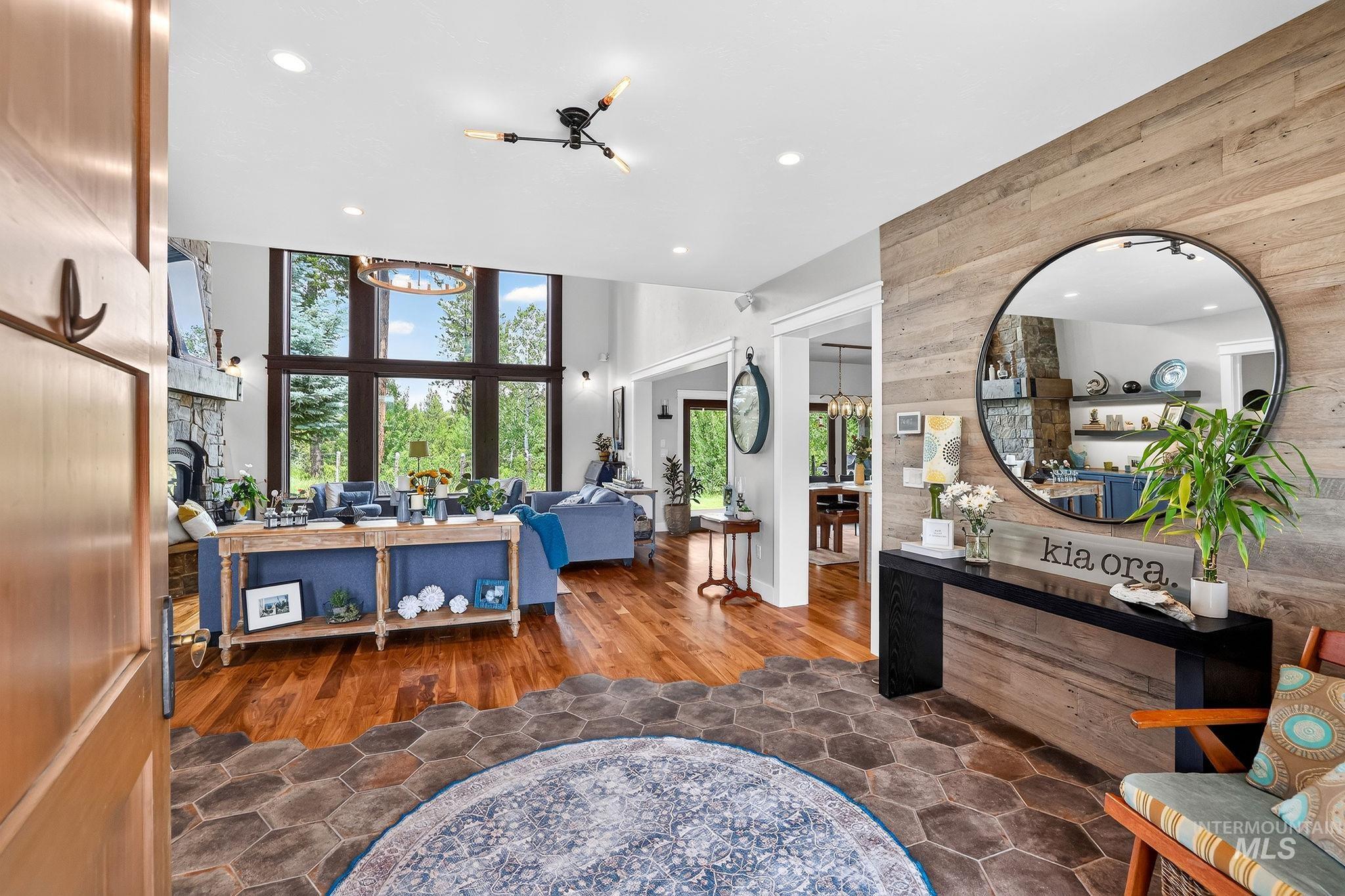 45 Shooting Star Lane, McCall, Idaho 83638, 3 Bedrooms, 3.5 Bathrooms, Residential For Sale, Price $2,150,000,MLS 98992027