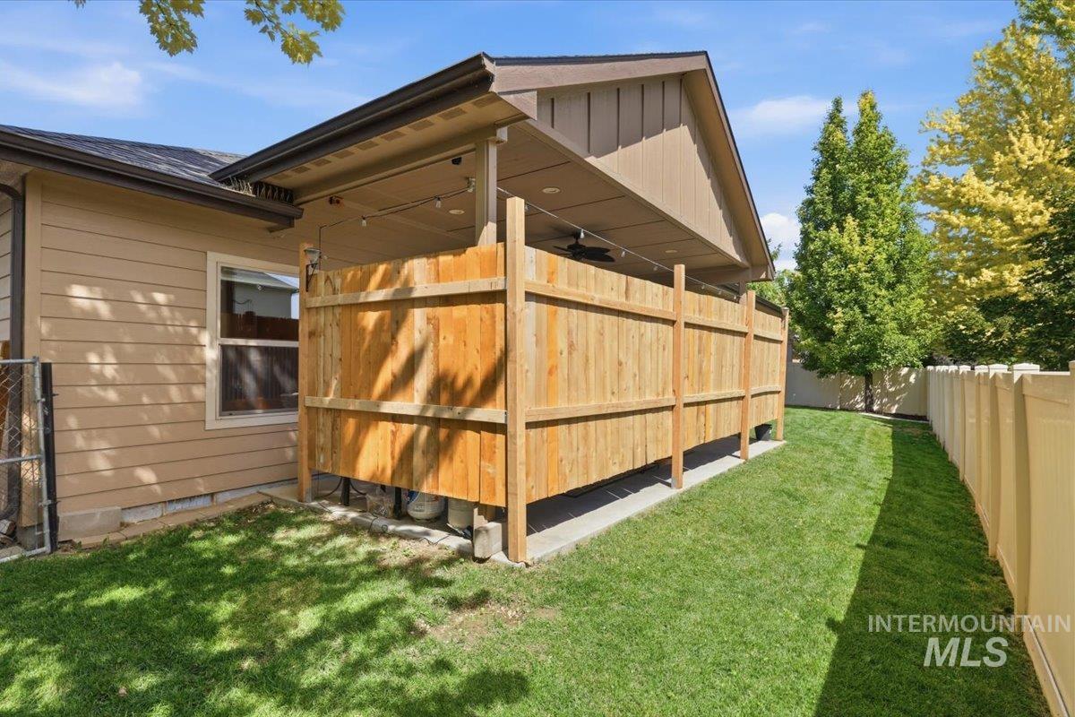 2314 W Herron Loop, Nampa, Idaho 83686, 4 Bedrooms, 2.5 Bathrooms, Residential For Sale, Price $549,900,MLS 98992030