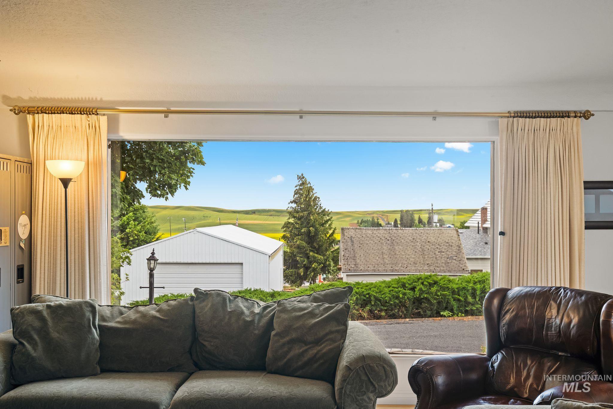 132 W Ash Street, Genesee, Idaho 83832, 4 Bedrooms, 2 Bathrooms, Residential For Sale, Price $458,900,MLS 98992034