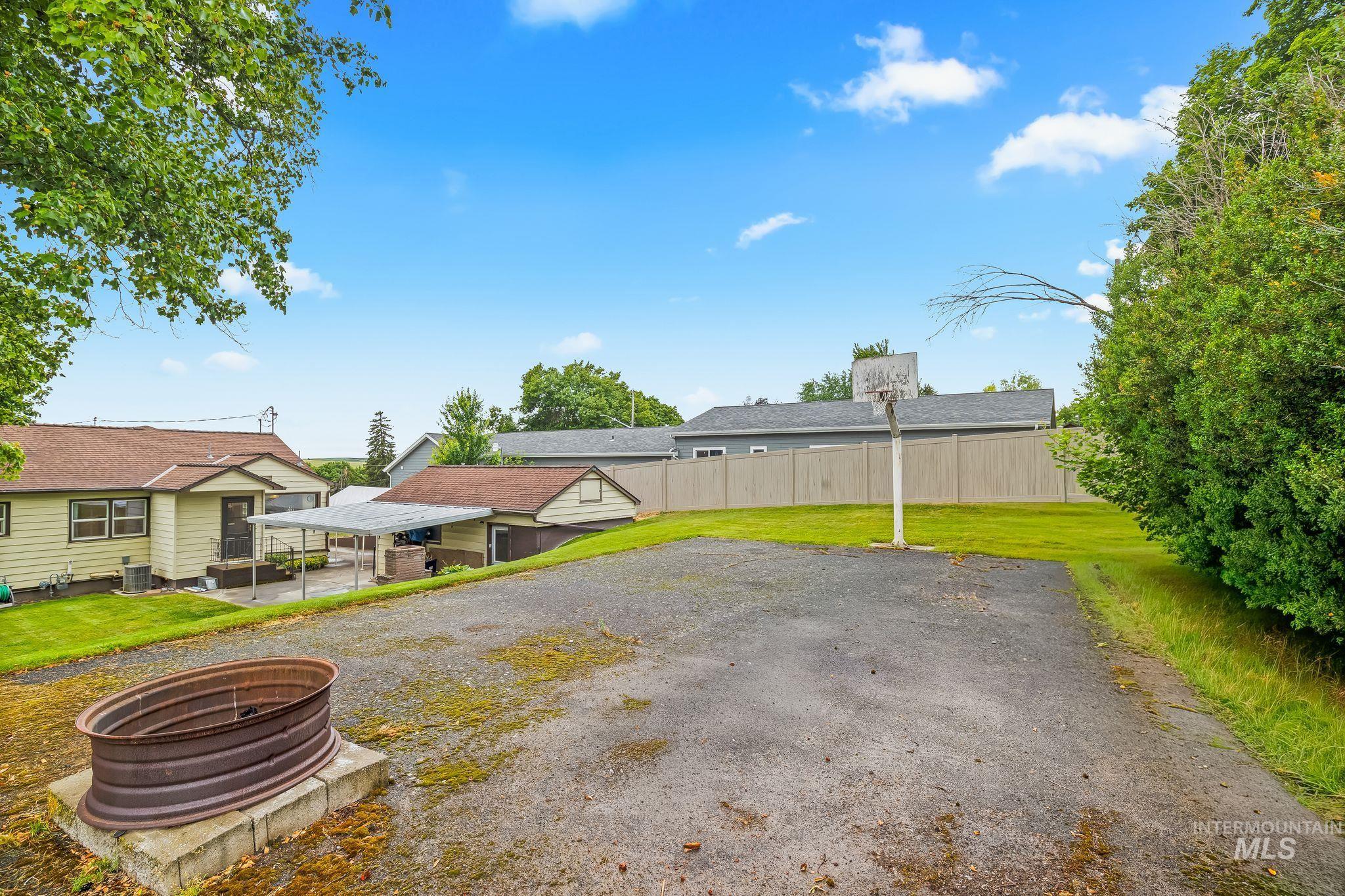 132 W Ash Street, Genesee, Idaho 83832, 4 Bedrooms, 2 Bathrooms, Residential For Sale, Price $458,900,MLS 98992034