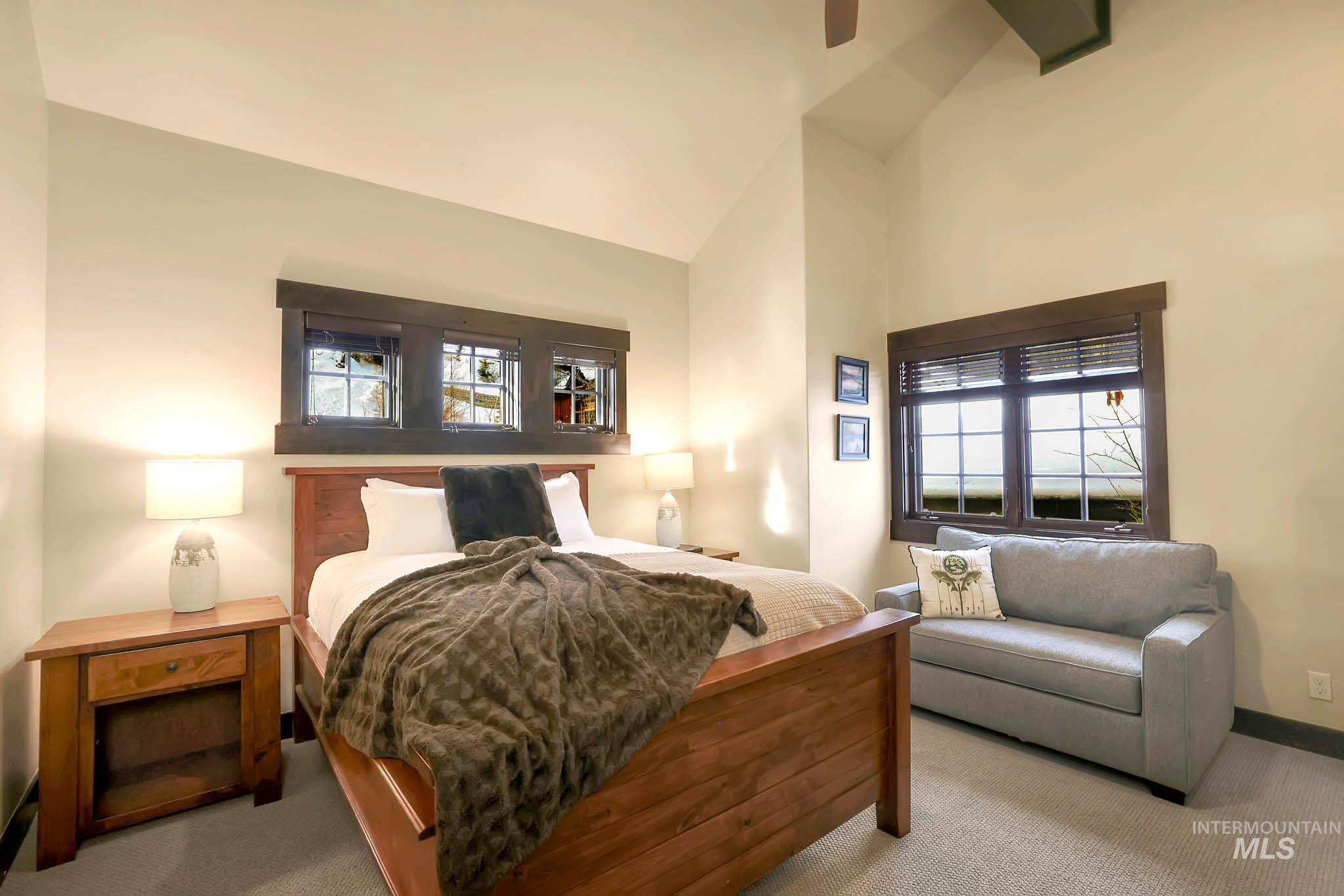 117 Golden Bar Court, Donnelly, Idaho 83615, 2 Bedrooms, 2.5 Bathrooms, Residential For Sale, Price $1,250,000,MLS 98992035