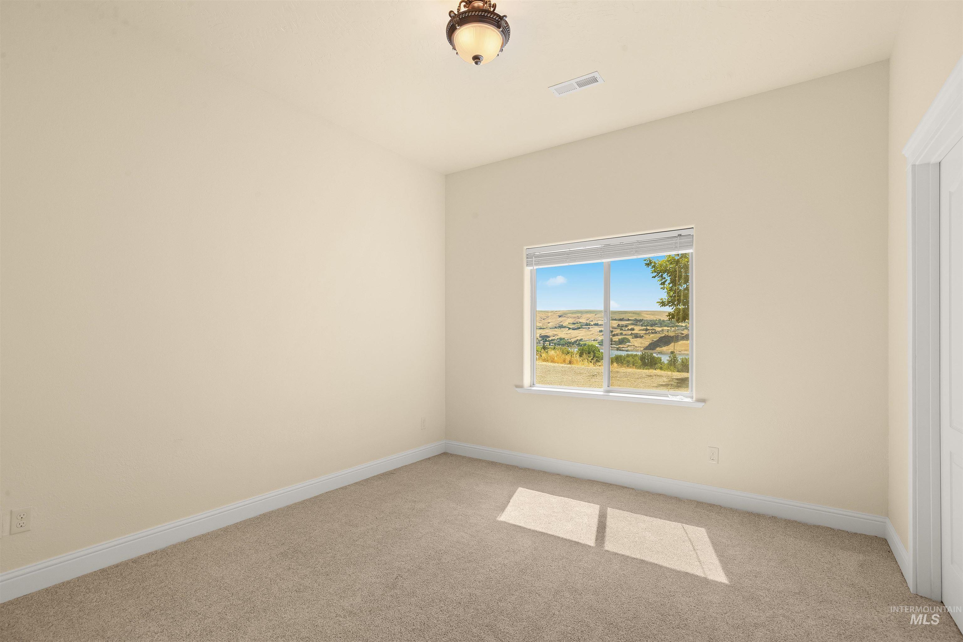 3902 Duthie Blvd, Lewiston, Idaho 83501, 4 Bedrooms, 3 Bathrooms, Residential For Sale, Price $1,250,000,MLS 98992036
