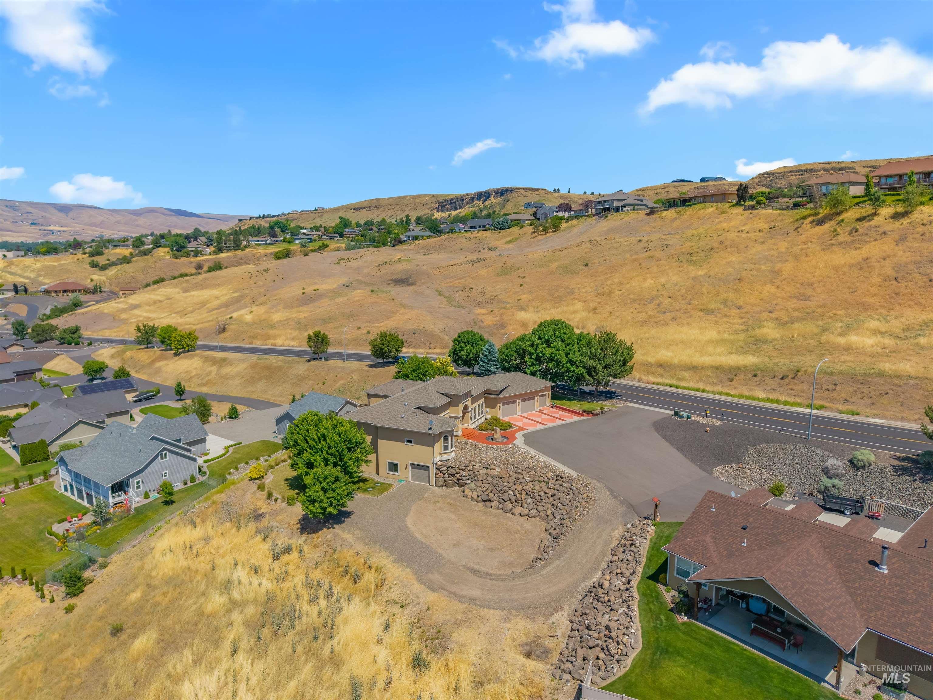 3902 Duthie Blvd, Lewiston, Idaho 83501, 4 Bedrooms, 3 Bathrooms, Residential For Sale, Price $1,250,000,MLS 98992036