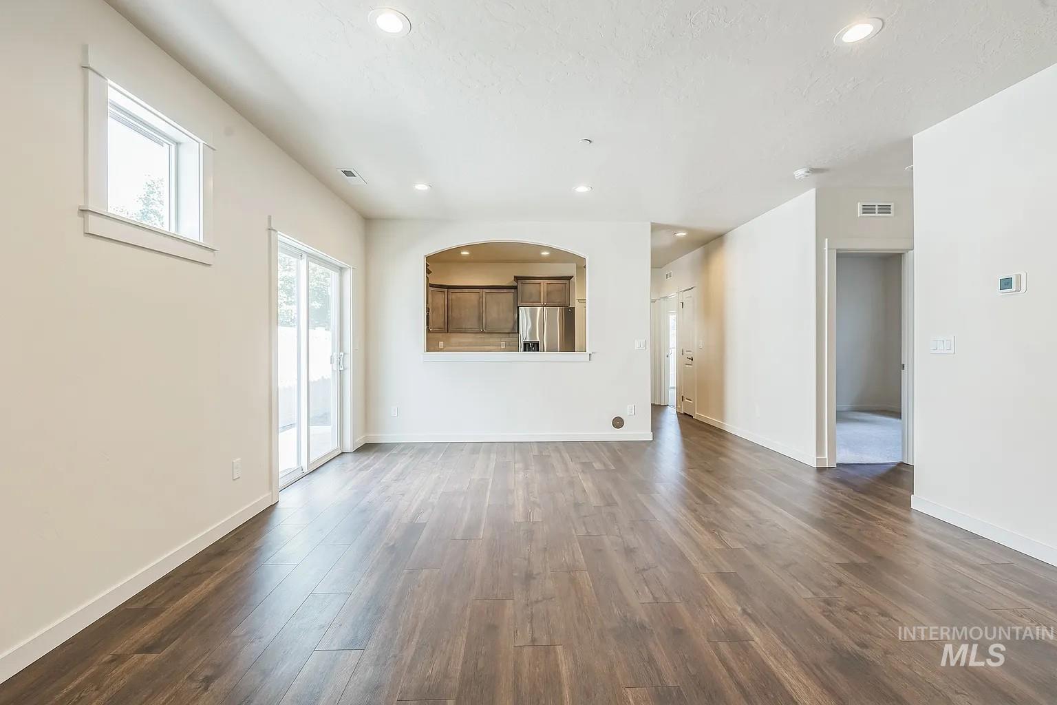 8886 W Middle Fork St., Boise, Idaho 83709, 3 Bedrooms, 2 Bathrooms, Residential For Sale, Price $445,000,MLS 98992037