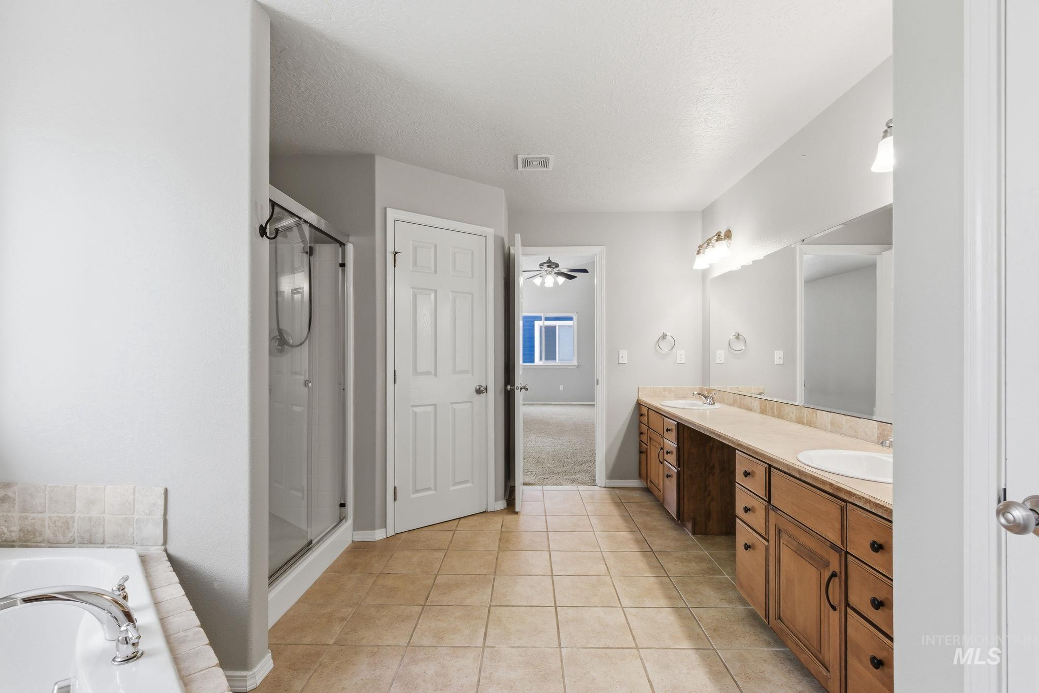 1249 E Sicily, Meridian, Idaho 83642, 4 Bedrooms, 2.5 Bathrooms, Residential For Sale, Price $535,000,MLS 98992042