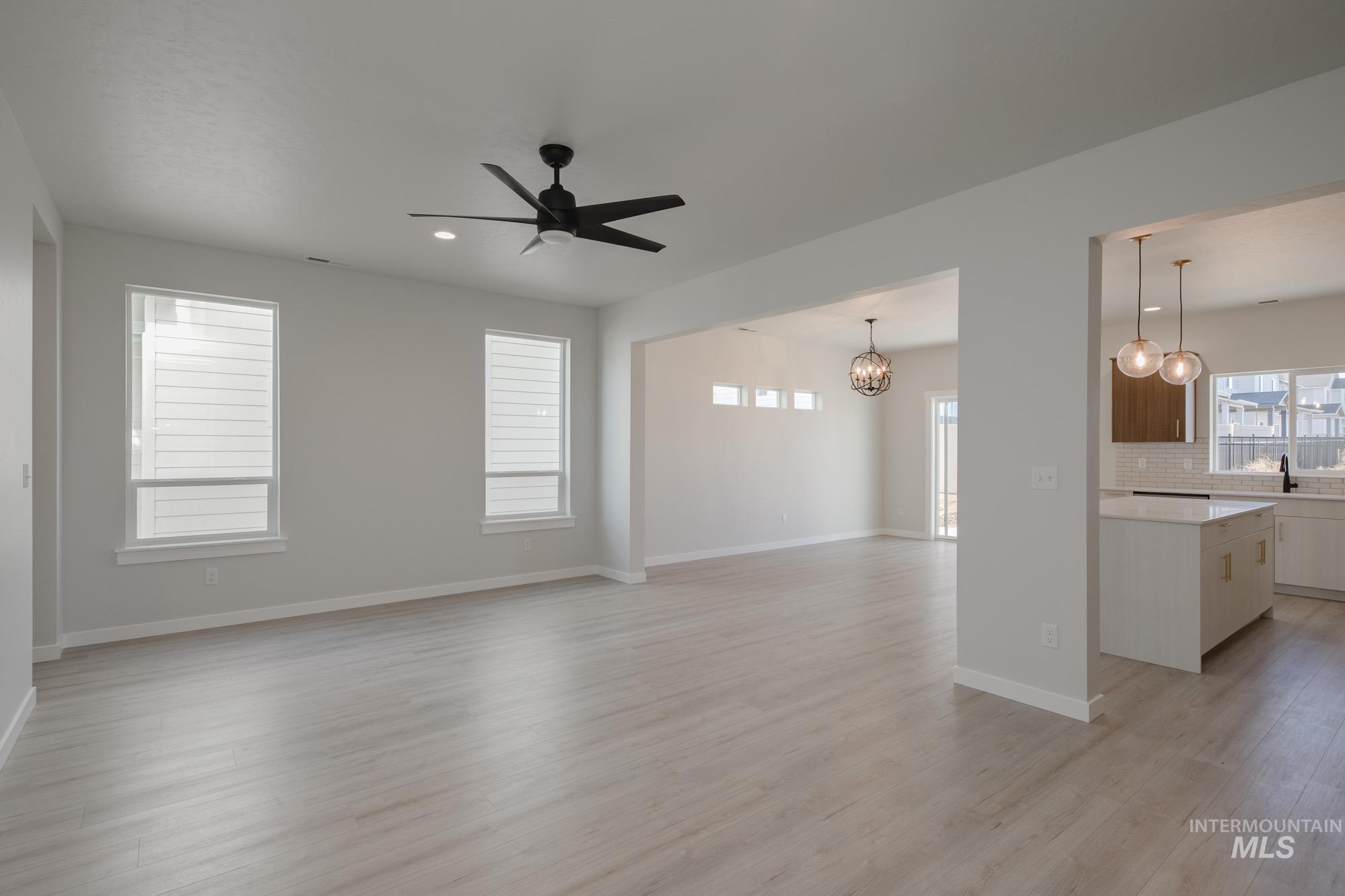 7420 W Trumbull Ct, Eagle, Idaho 83616, 3 Bedrooms, 2.5 Bathrooms, Residential For Sale, Price $540,990, 98992047