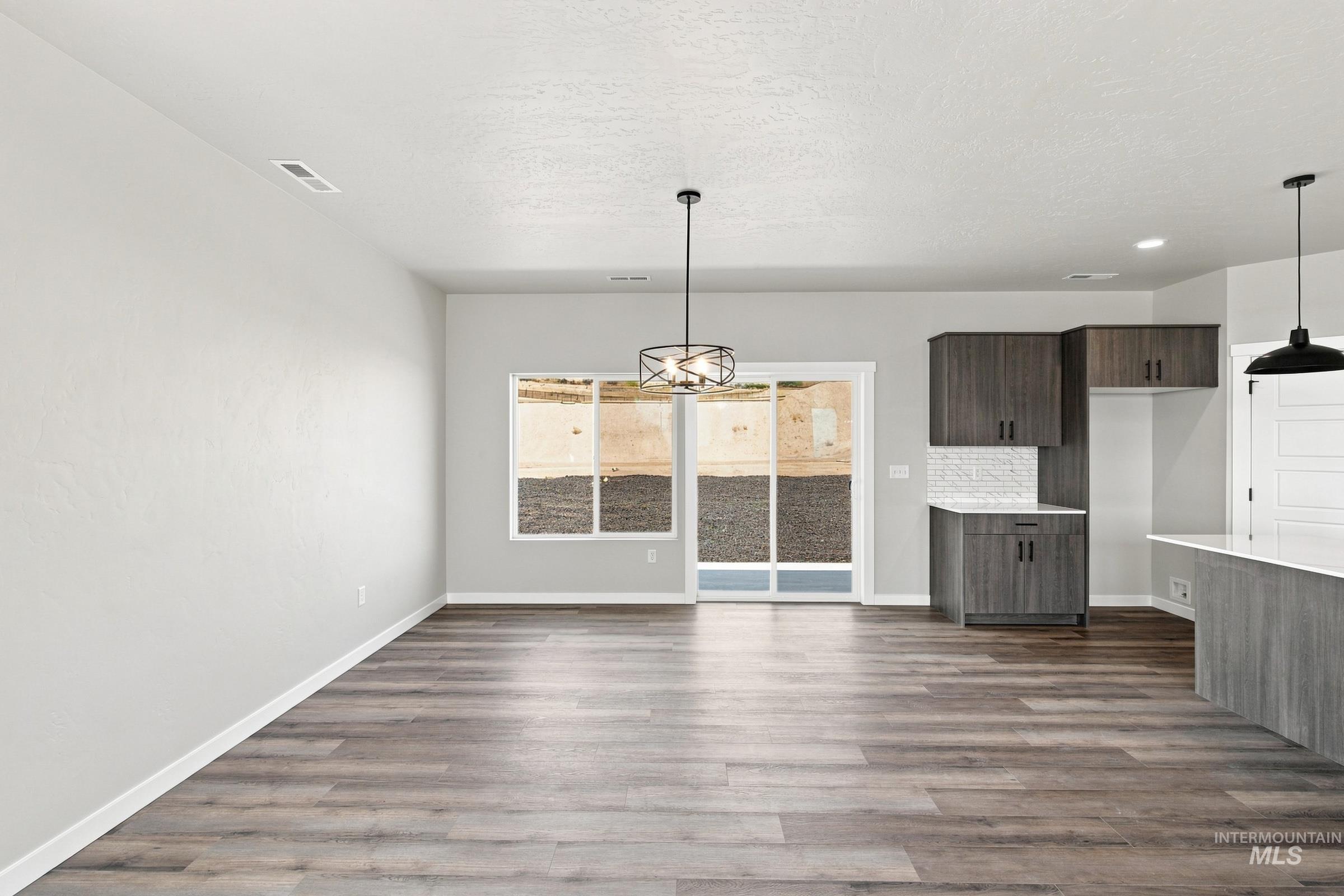11678 W Snow Flower Dr, Star, Idaho 83669, 4 Bedrooms, 2 Bathrooms, Residential For Sale, Price $616,990,MLS 98992049
