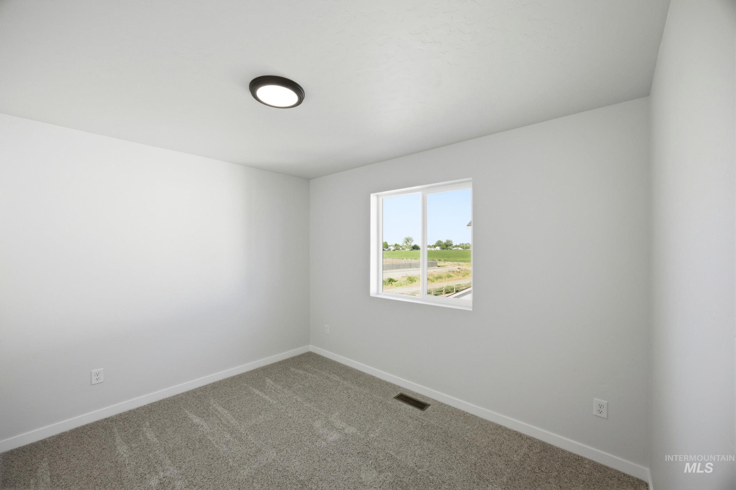 1419 Sunday River St, Middleton, Idaho 83644, 5 Bedrooms, 3 Bathrooms, Residential For Sale, Price $544,990,MLS 98992052