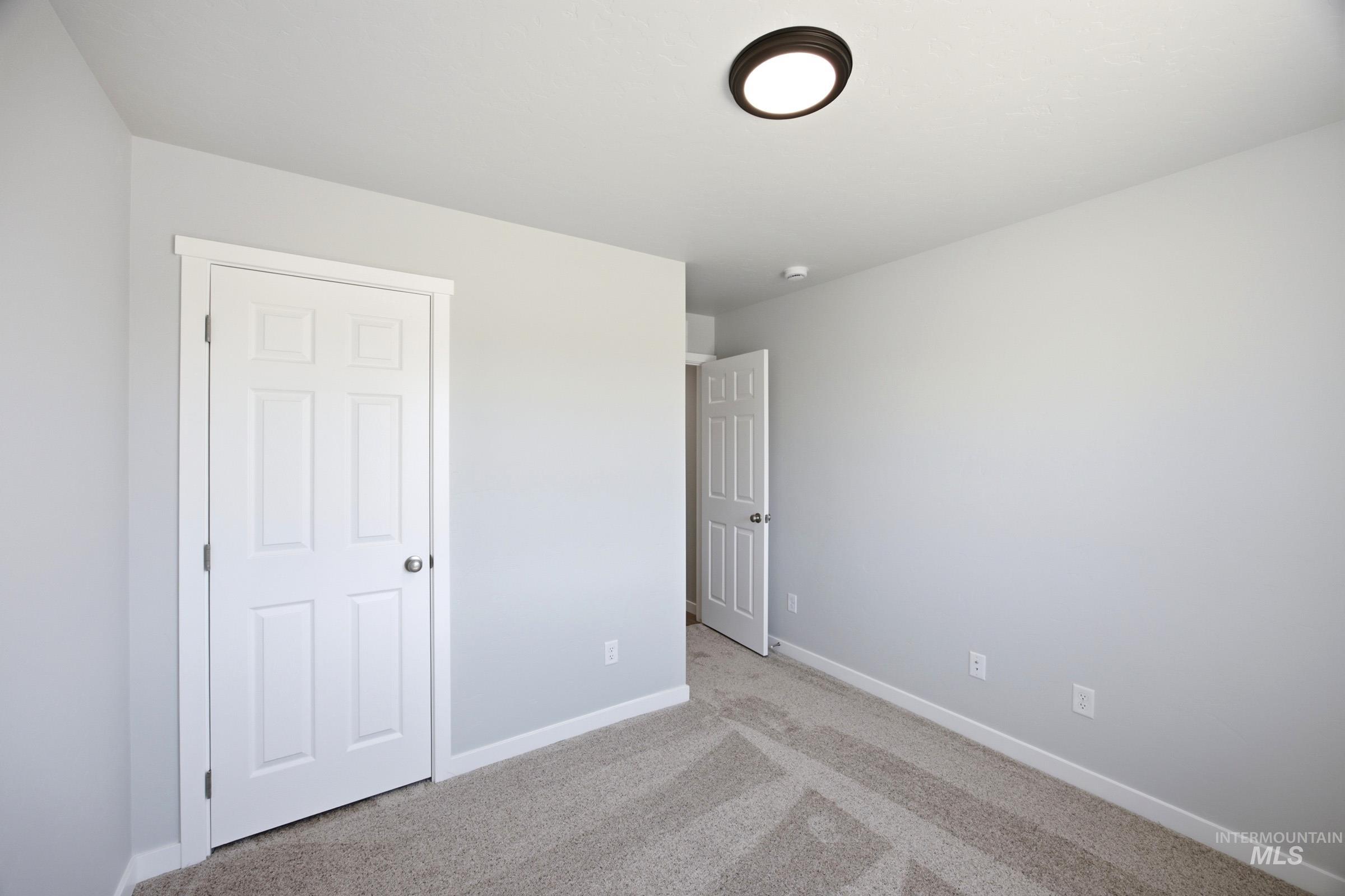 1651 Woods Bog Ave, Middleton, Idaho 83644, 5 Bedrooms, 3 Bathrooms, Residential For Sale, Price $539,990,MLS 98992053