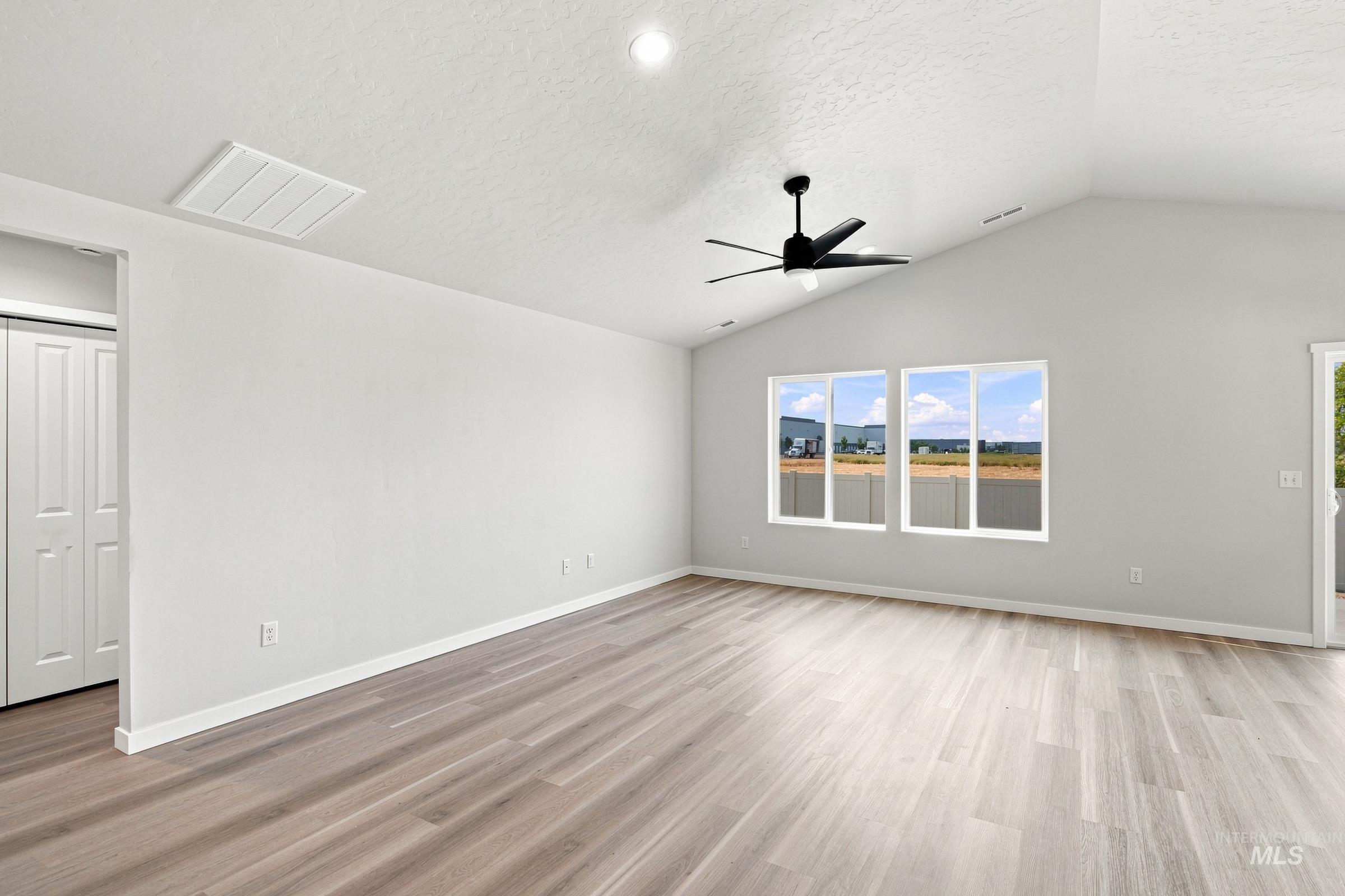 4214 Austin St, Caldwell, Idaho 83605, 3 Bedrooms, 2 Bathrooms, Residential For Sale, Price $417,990,MLS 98992057