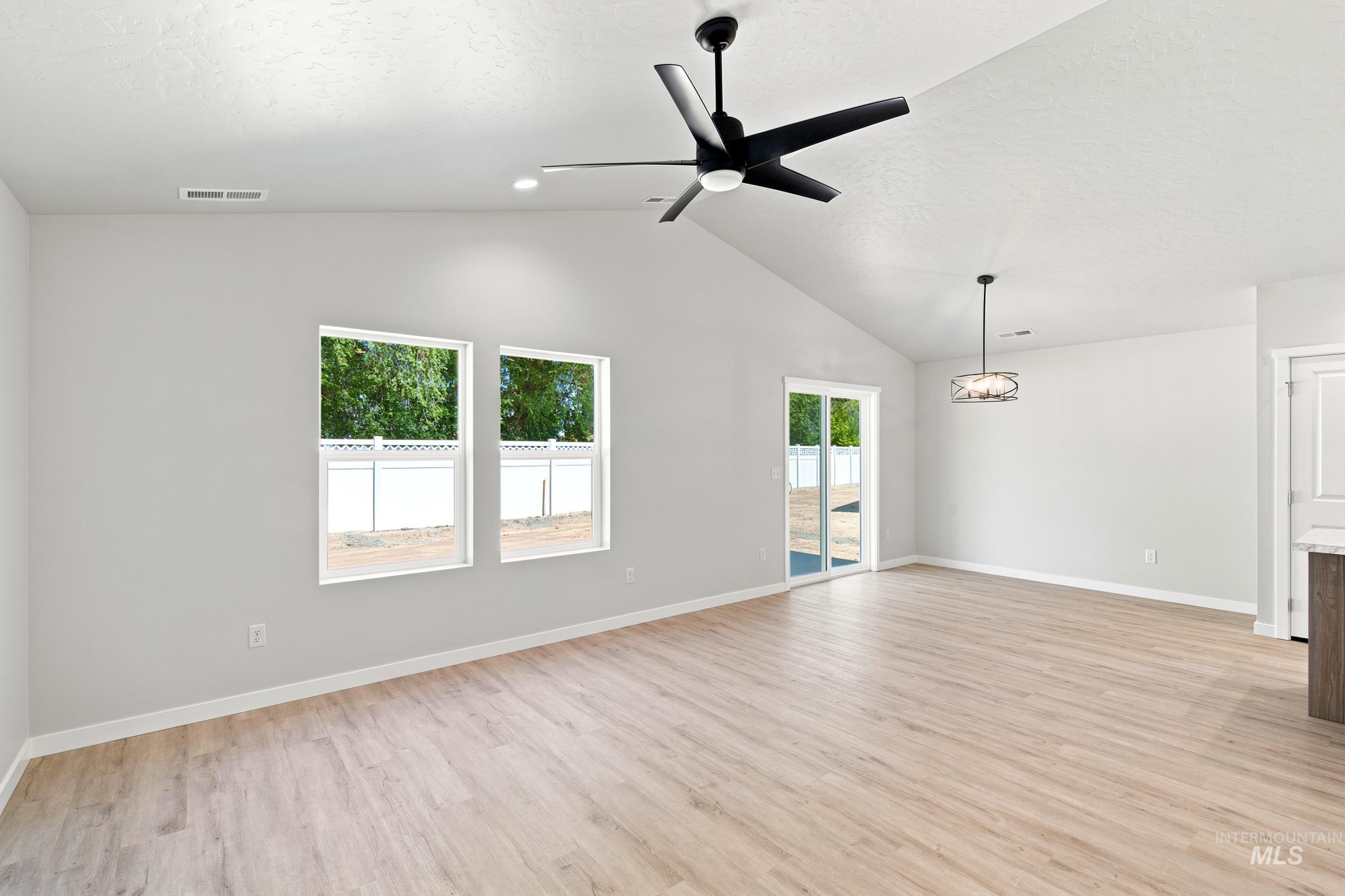 106 Golinda Ave, Caldwell, Idaho 83605, 3 Bedrooms, 2 Bathrooms, Residential For Sale, Price $417,990,MLS 98992059