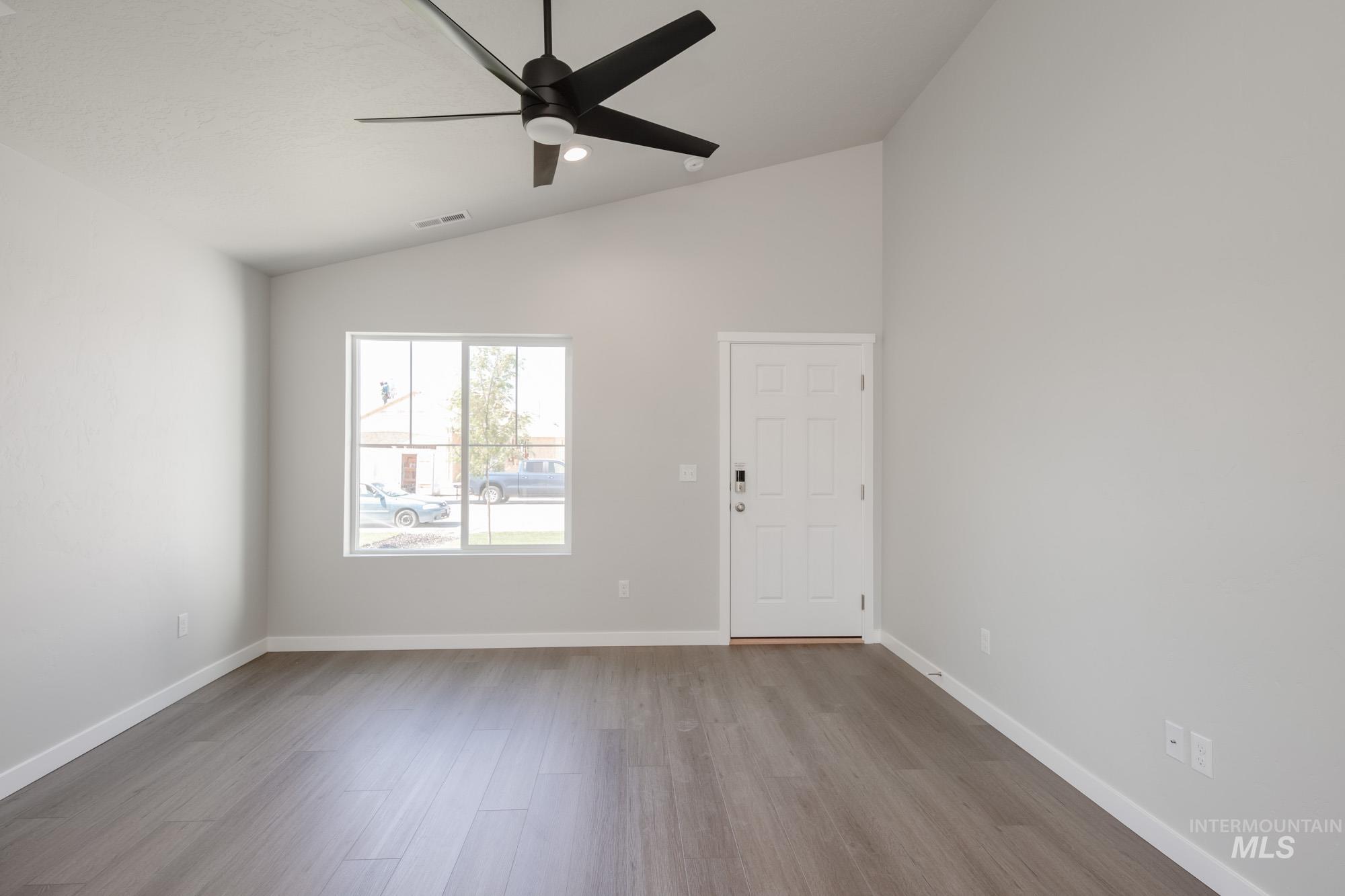 4213 Austin St, Caldwell, Idaho 83605, 3 Bedrooms, 2 Bathrooms, Residential For Sale, Price $404,990, 98992061