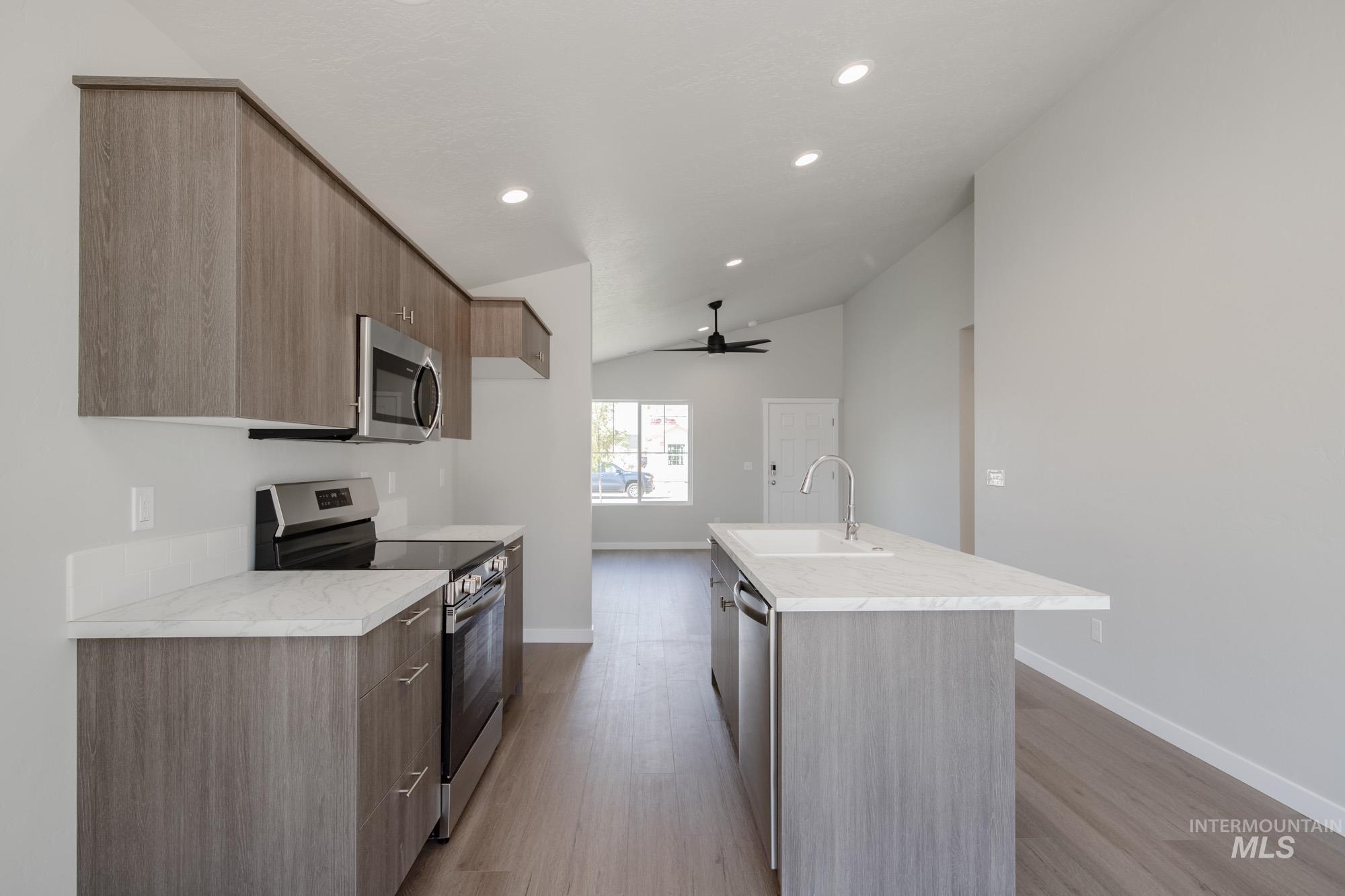 4213 Austin St, Caldwell, Idaho 83605, 3 Bedrooms, 2 Bathrooms, Residential For Sale, Price $404,990, 98992061