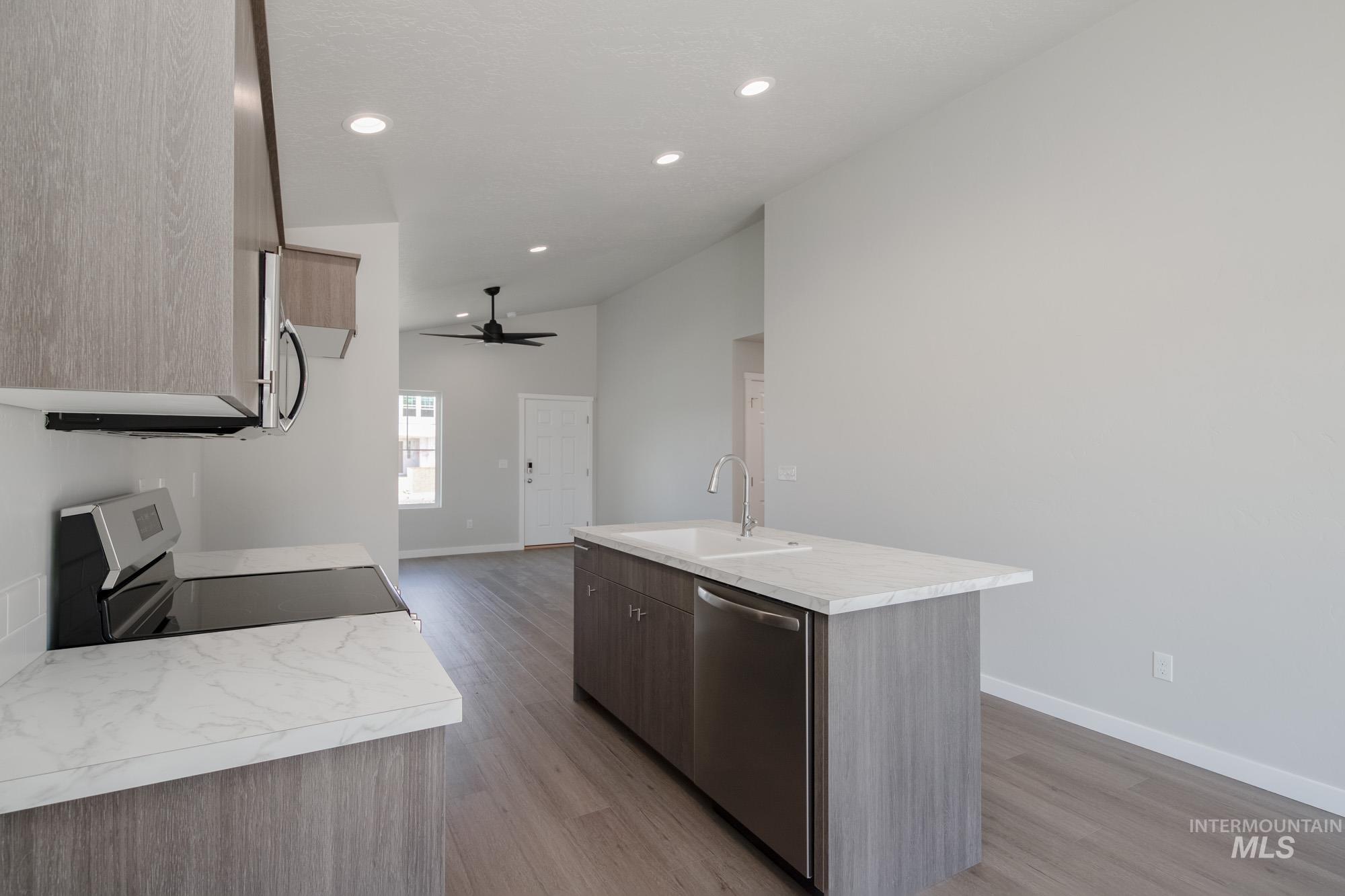 4213 Austin St, Caldwell, Idaho 83605, 3 Bedrooms, 2 Bathrooms, Residential For Sale, Price $404,990, 98992061