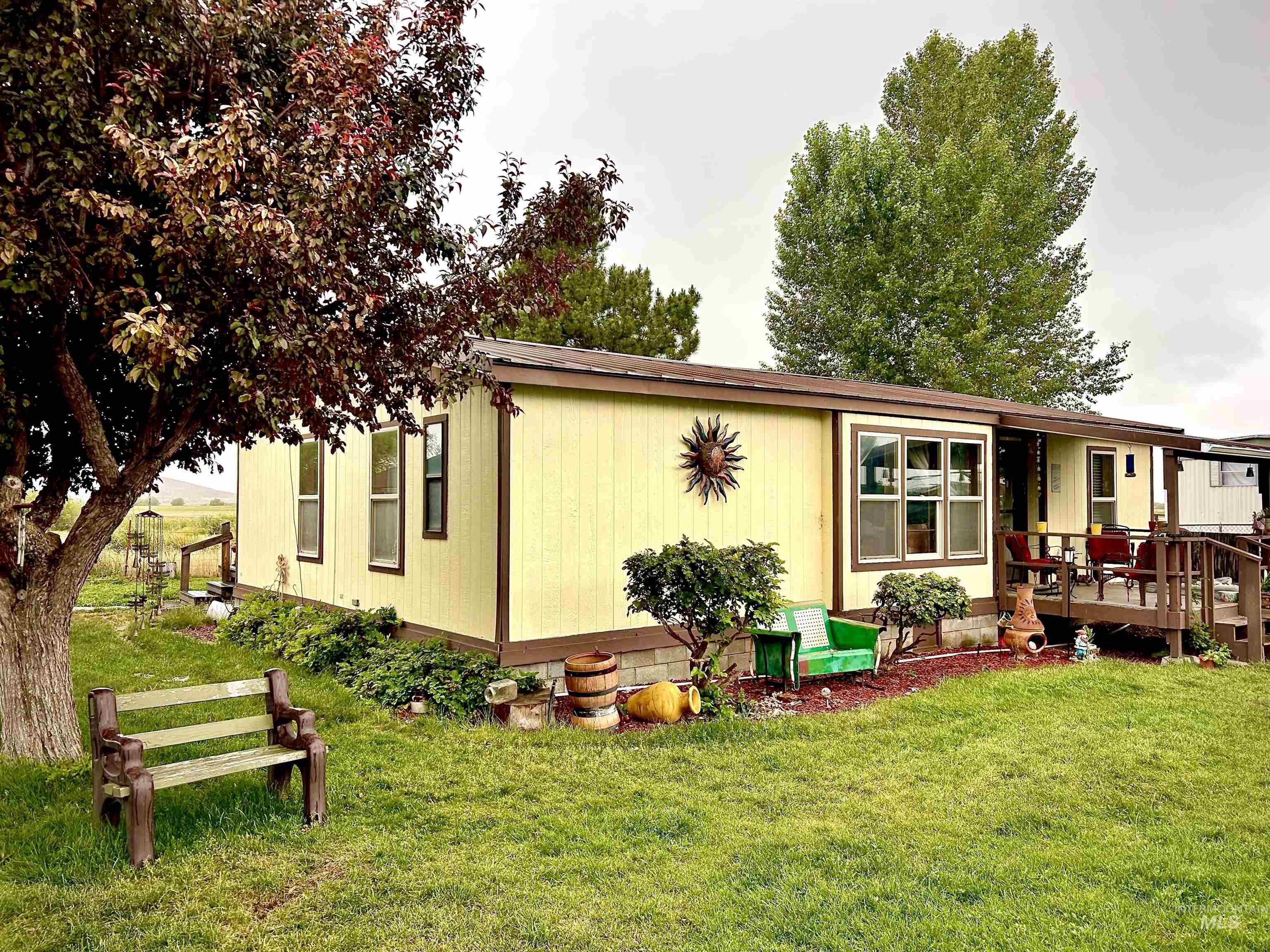 1401 Young Field Ave, Jordan Valley, Oregon 97910, 3 Bedrooms, 2 Bathrooms, Residential For Sale, Price $179,900,MLS 98992064