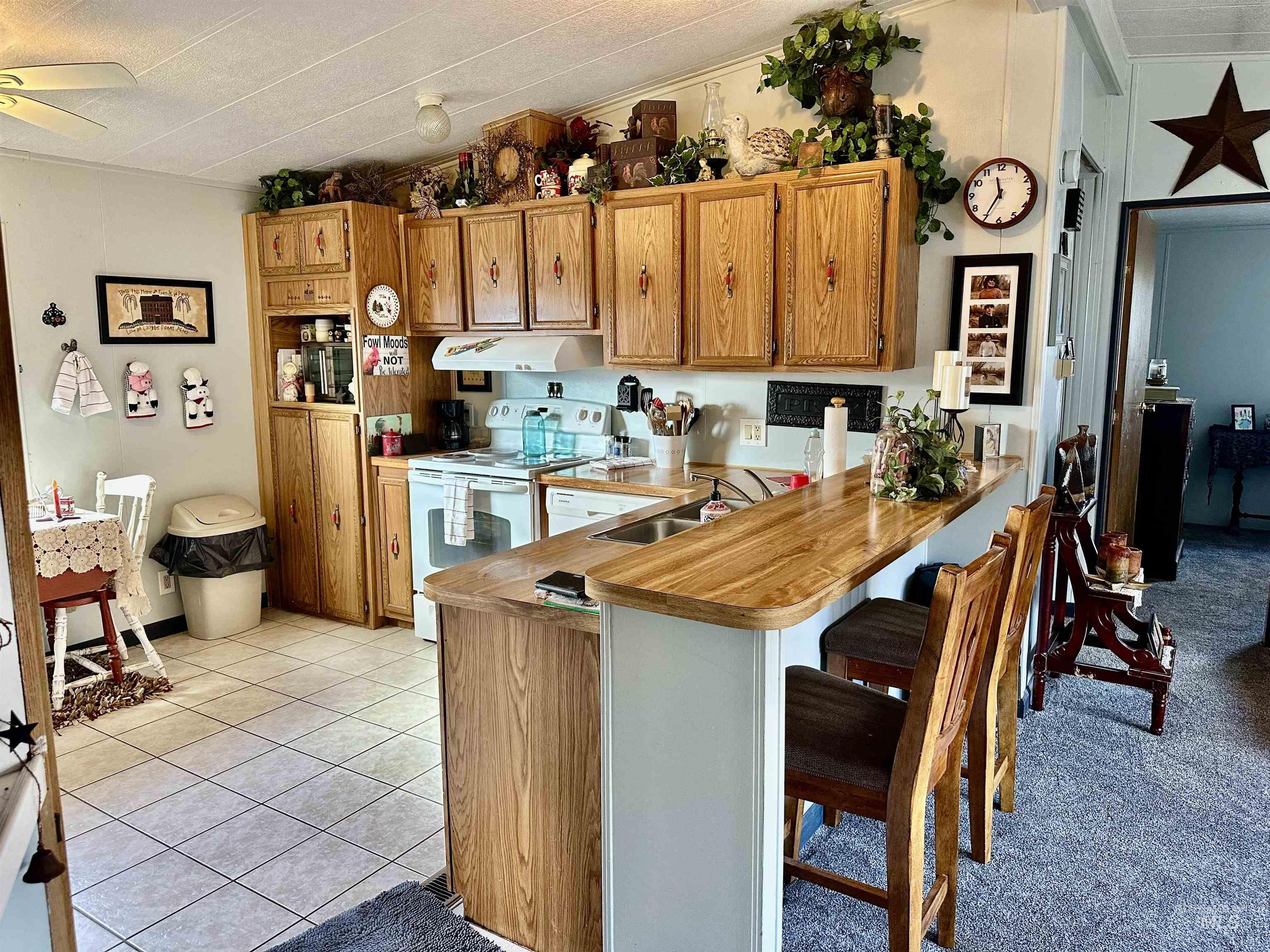 1401 Young Field Ave, Jordan Valley, Oregon 97910, 3 Bedrooms, 2 Bathrooms, Residential For Sale, Price $179,900,MLS 98992064
