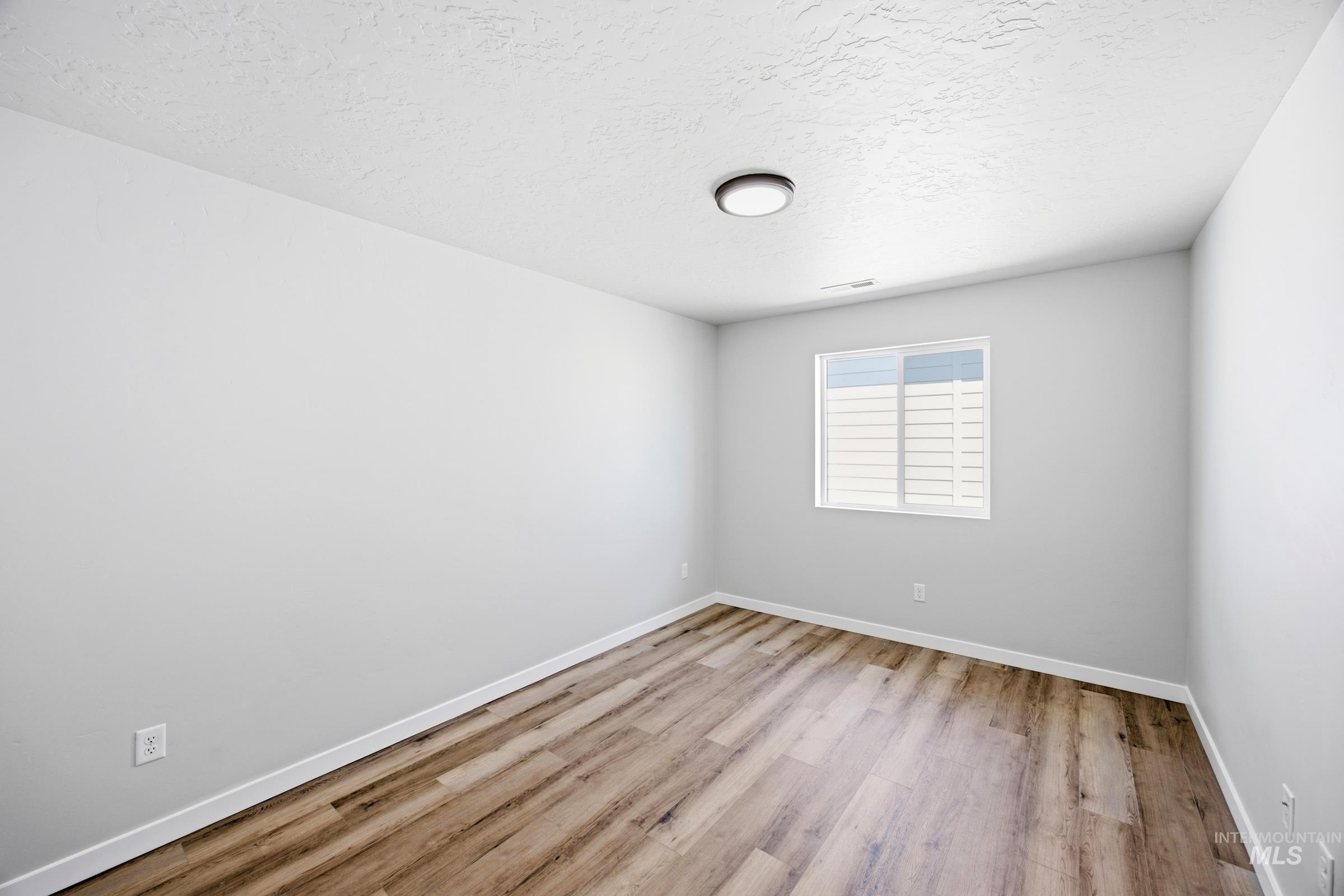 1093 W Jasper St, Meridian, Idaho 83642, 3 Bedrooms, 2 Bathrooms, Residential For Sale, Price $459,990,MLS 98992073