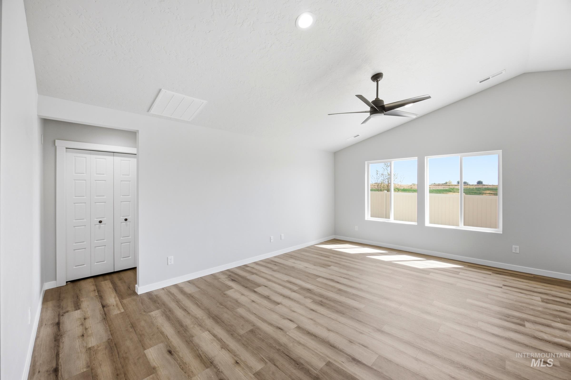 1093 W Jasper St, Meridian, Idaho 83642, 3 Bedrooms, 2 Bathrooms, Residential For Sale, Price $459,990,MLS 98992073