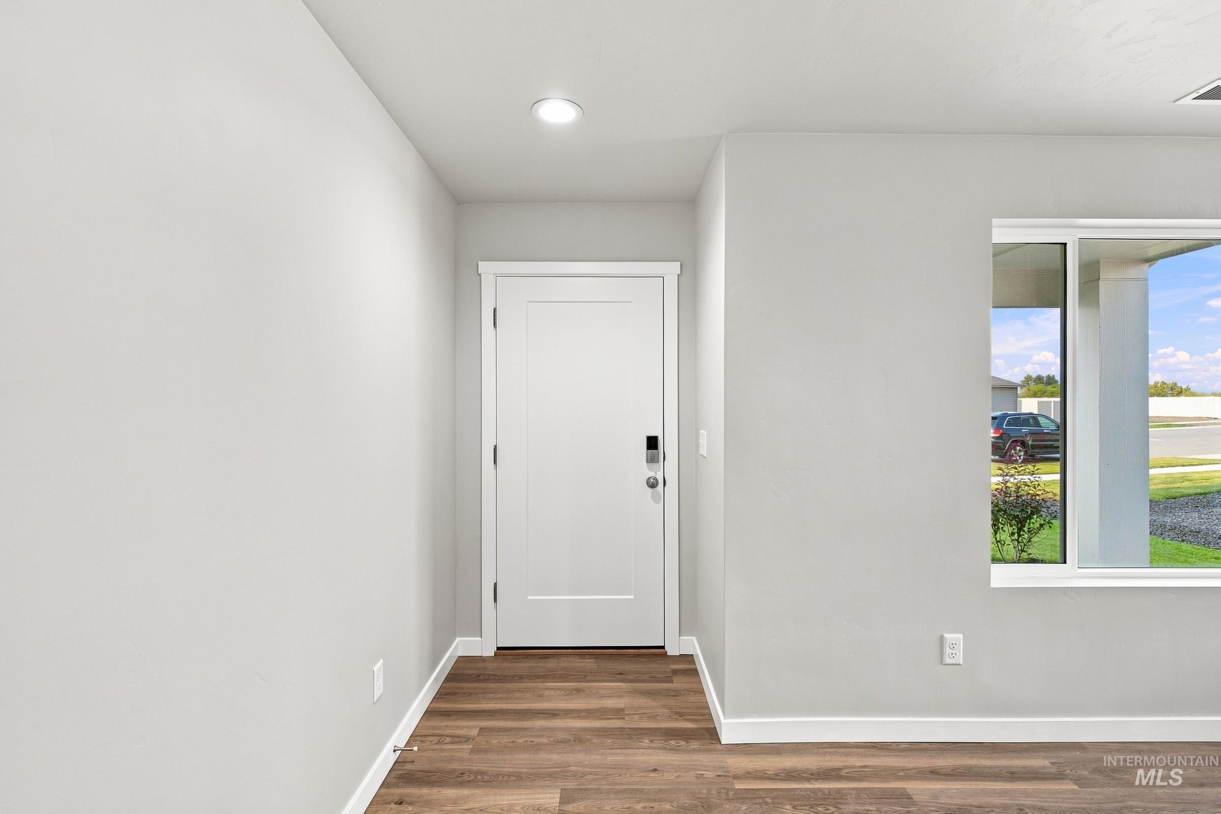 3516 E Jamestown Dr, Nampa, Idaho 83686, 5 Bedrooms, 2.5 Bathrooms, Residential For Sale, Price $510,990,MLS 98992080