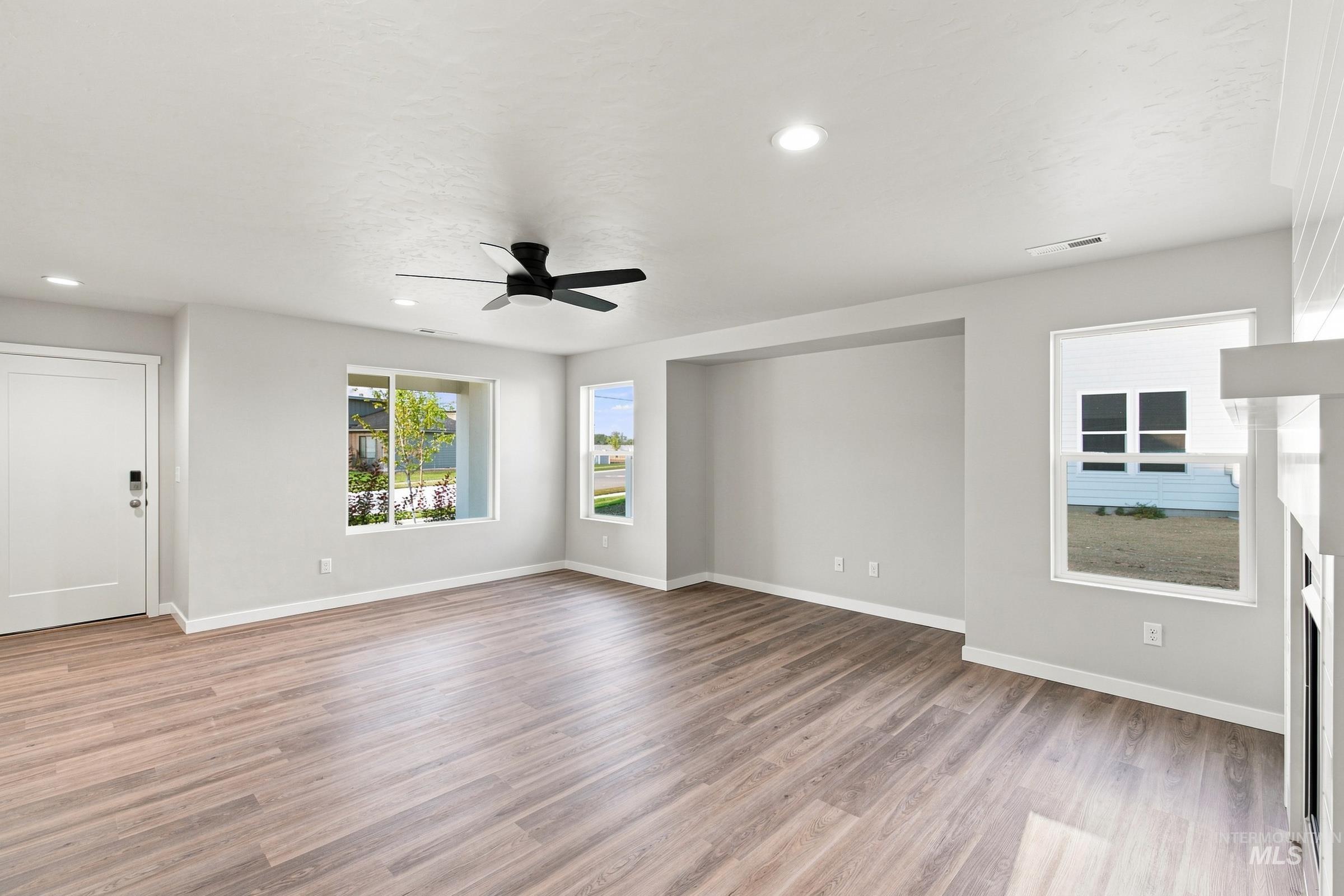 3516 E Jamestown Dr, Nampa, Idaho 83686, 5 Bedrooms, 2.5 Bathrooms, Residential For Sale, Price $510,990,MLS 98992080