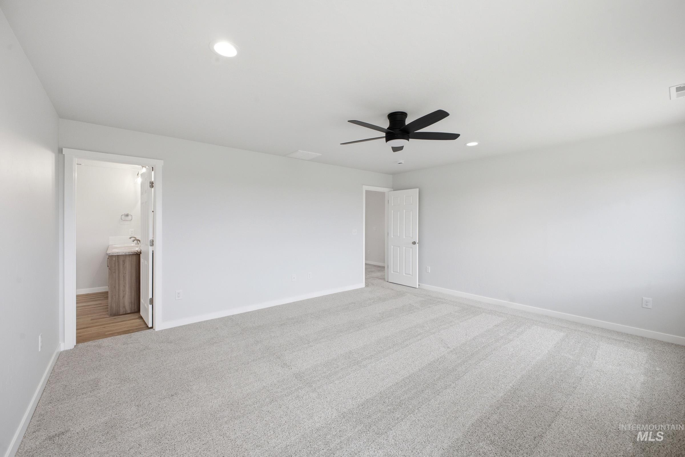 3516 E Jamestown Dr, Nampa, Idaho 83686, 5 Bedrooms, 2.5 Bathrooms, Residential For Sale, Price $510,990,MLS 98992080
