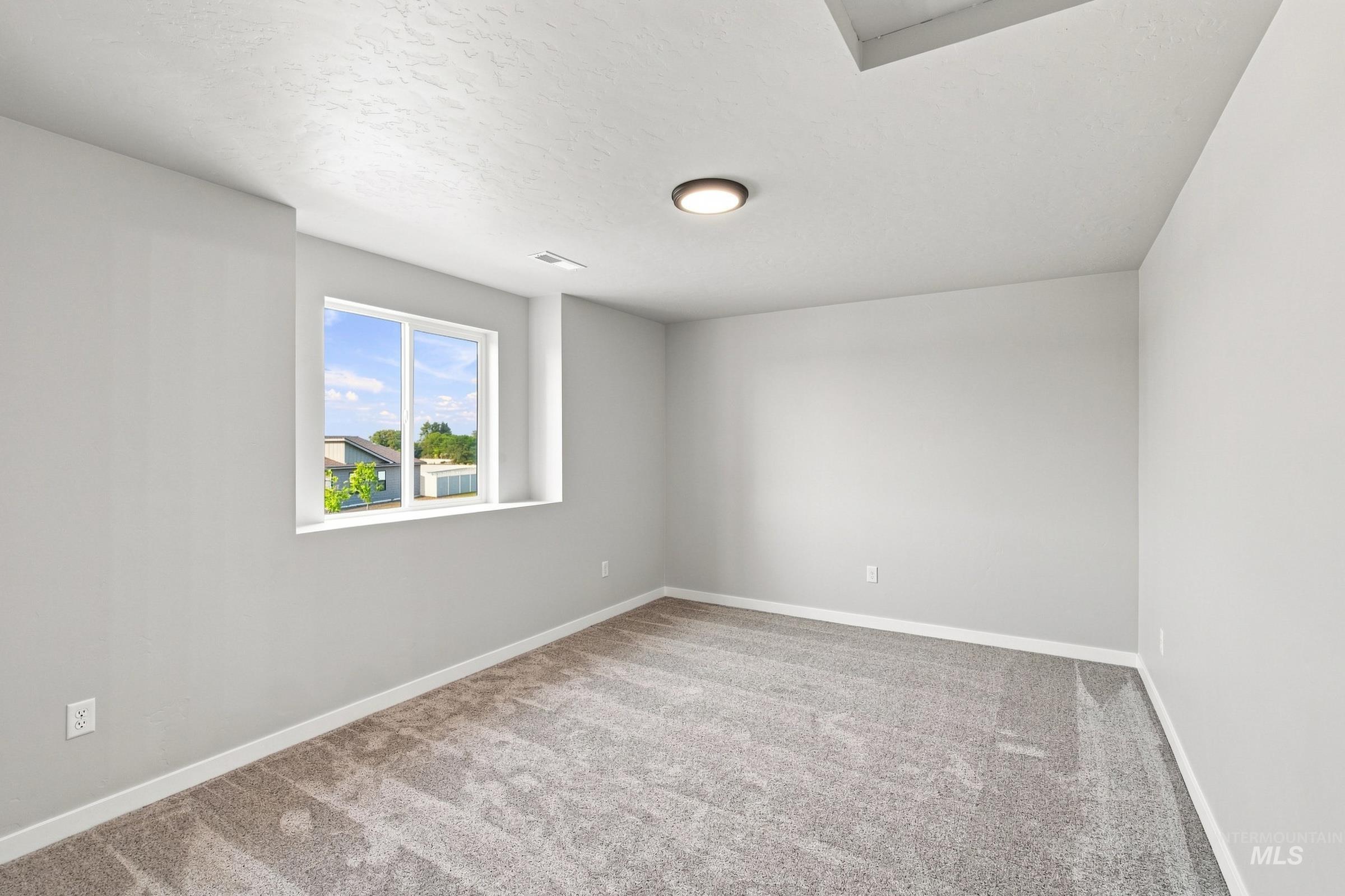 3516 E Jamestown Dr, Nampa, Idaho 83686, 5 Bedrooms, 2.5 Bathrooms, Residential For Sale, Price $510,990,MLS 98992080